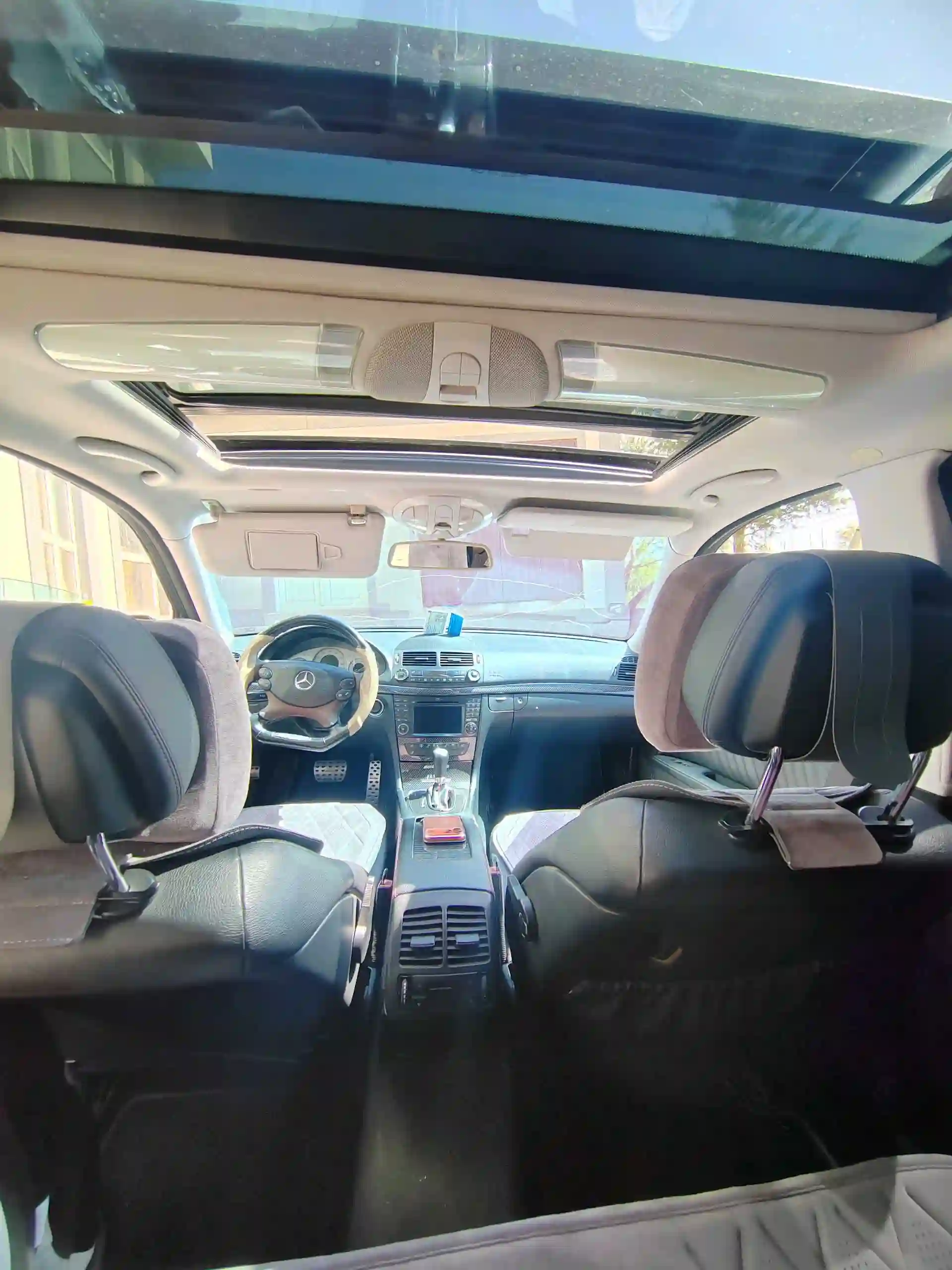 Mercedes-benz E class 2009