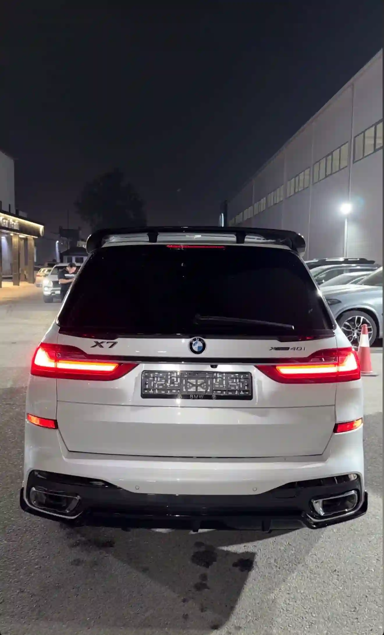 BMW X7 2021