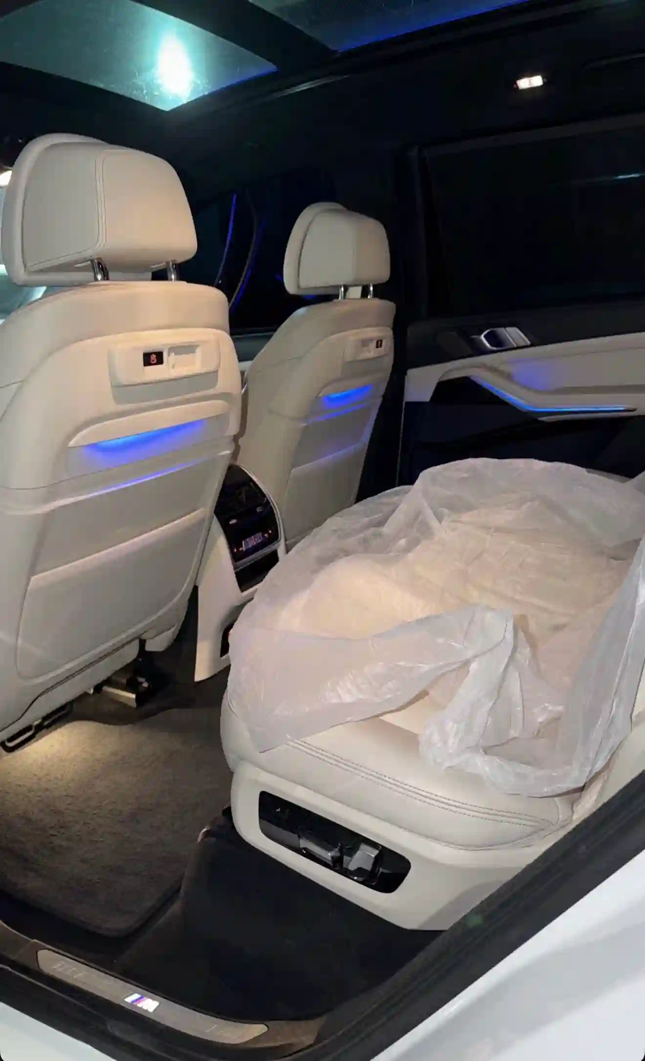 BMW X7 2021
