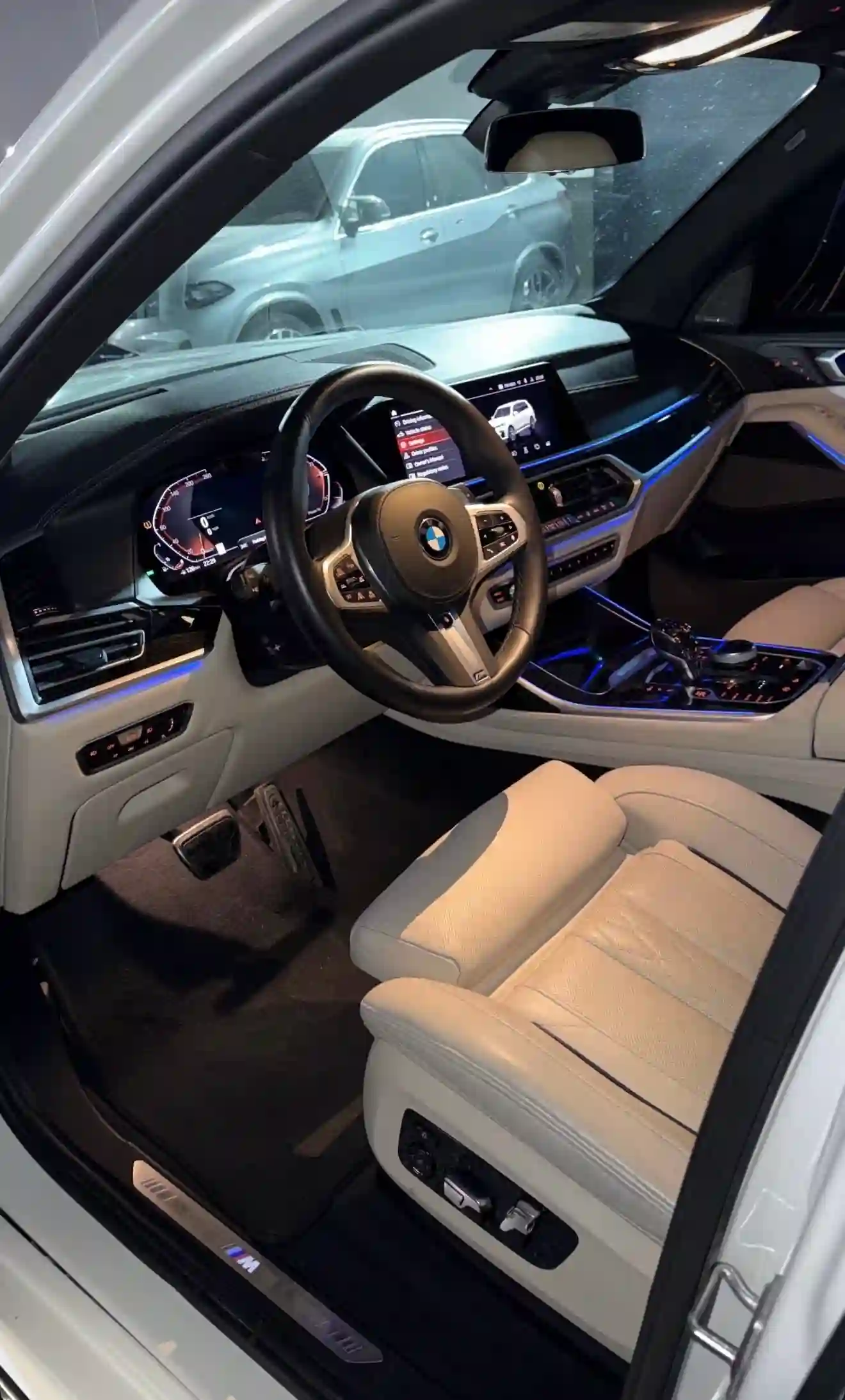 BMW X7 2021