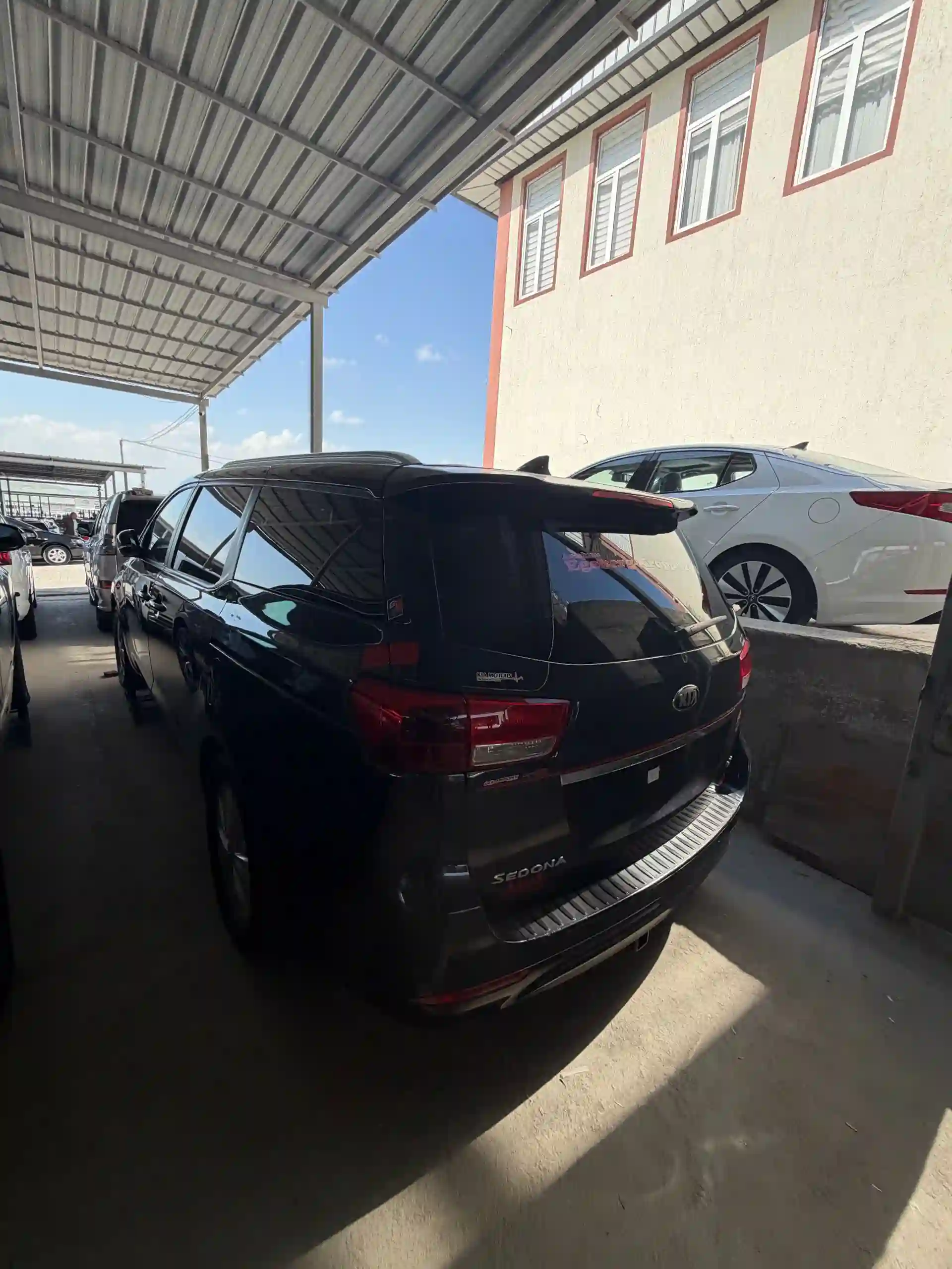 Kia Carnival 2016