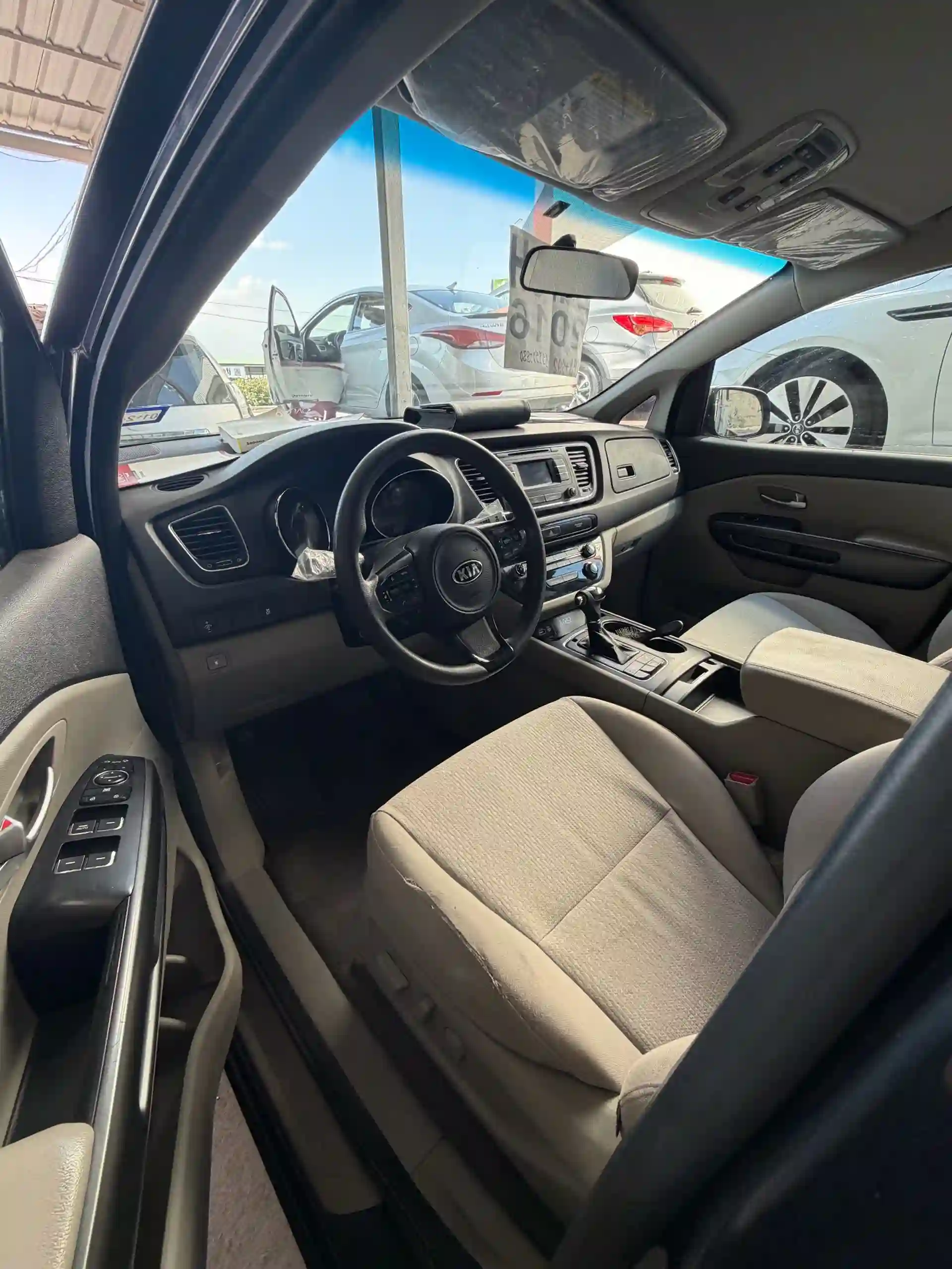Kia Carnival 2016