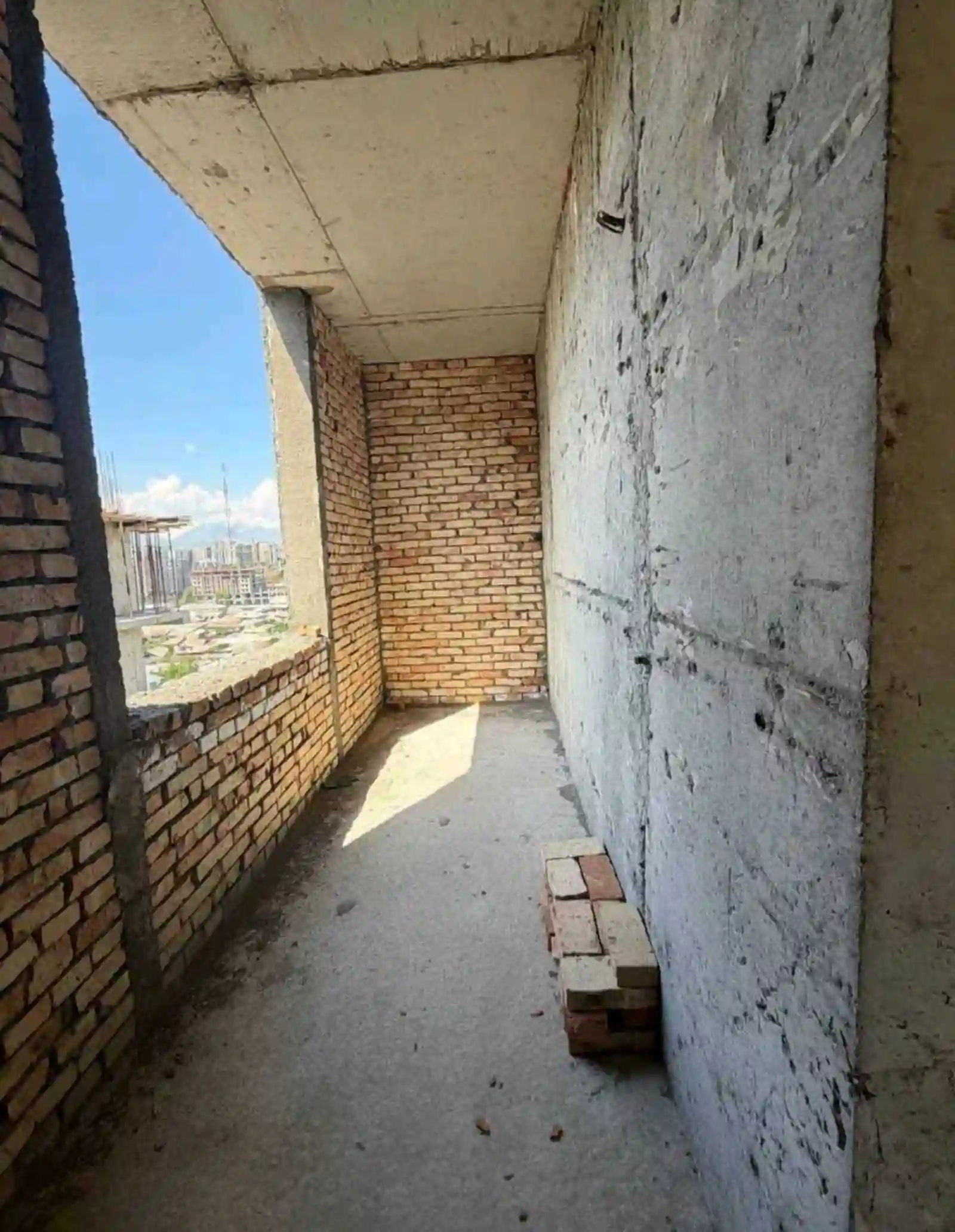 2-к квартира, 12 этаж, 71 м², Шохмансур