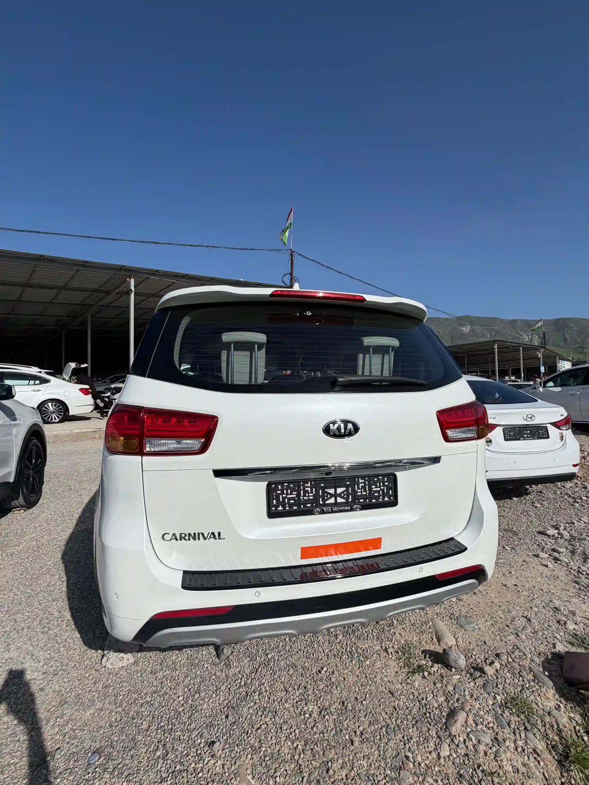 Kia Carnival 2015