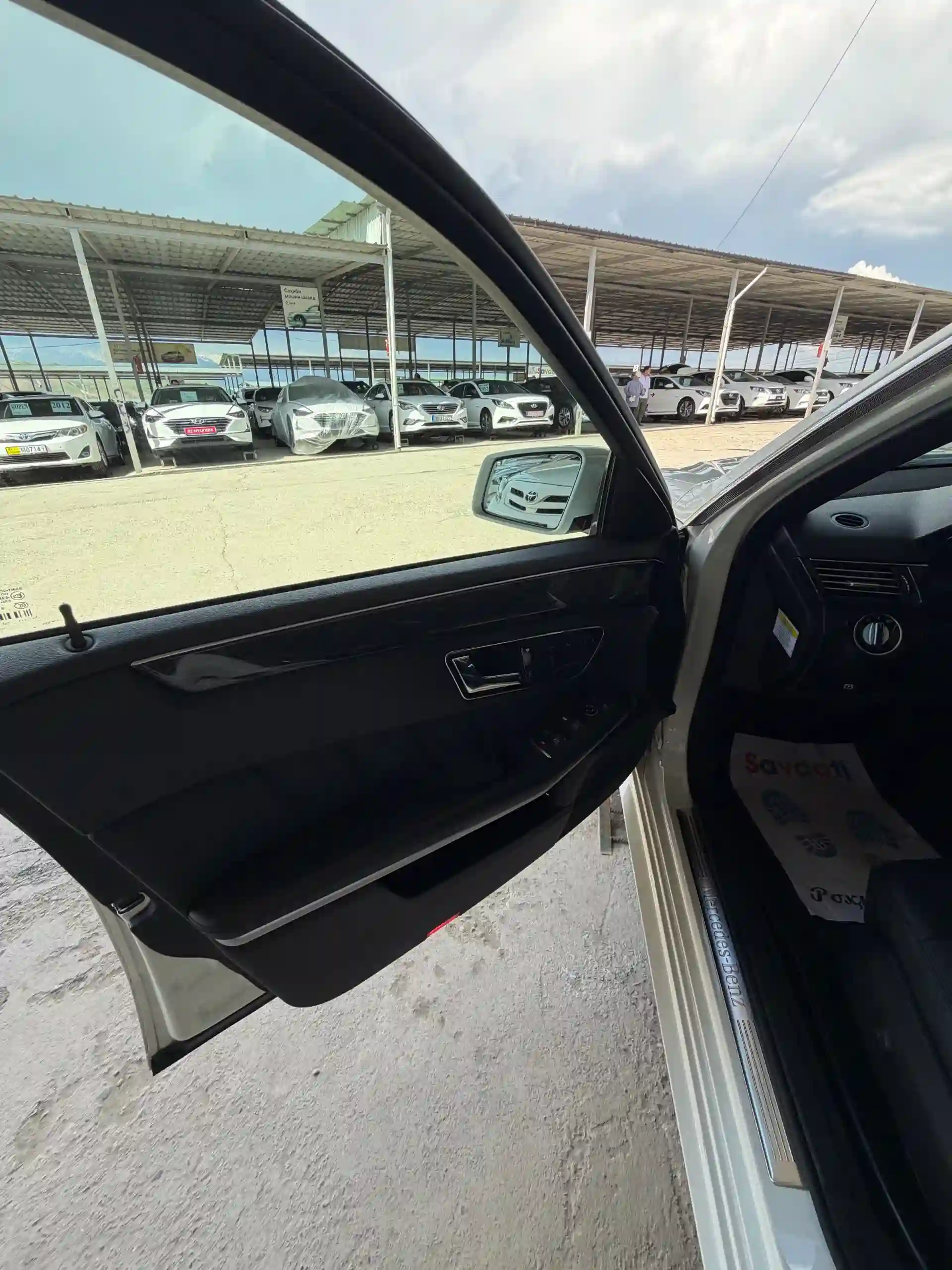 Mercedes-benz E class 2012