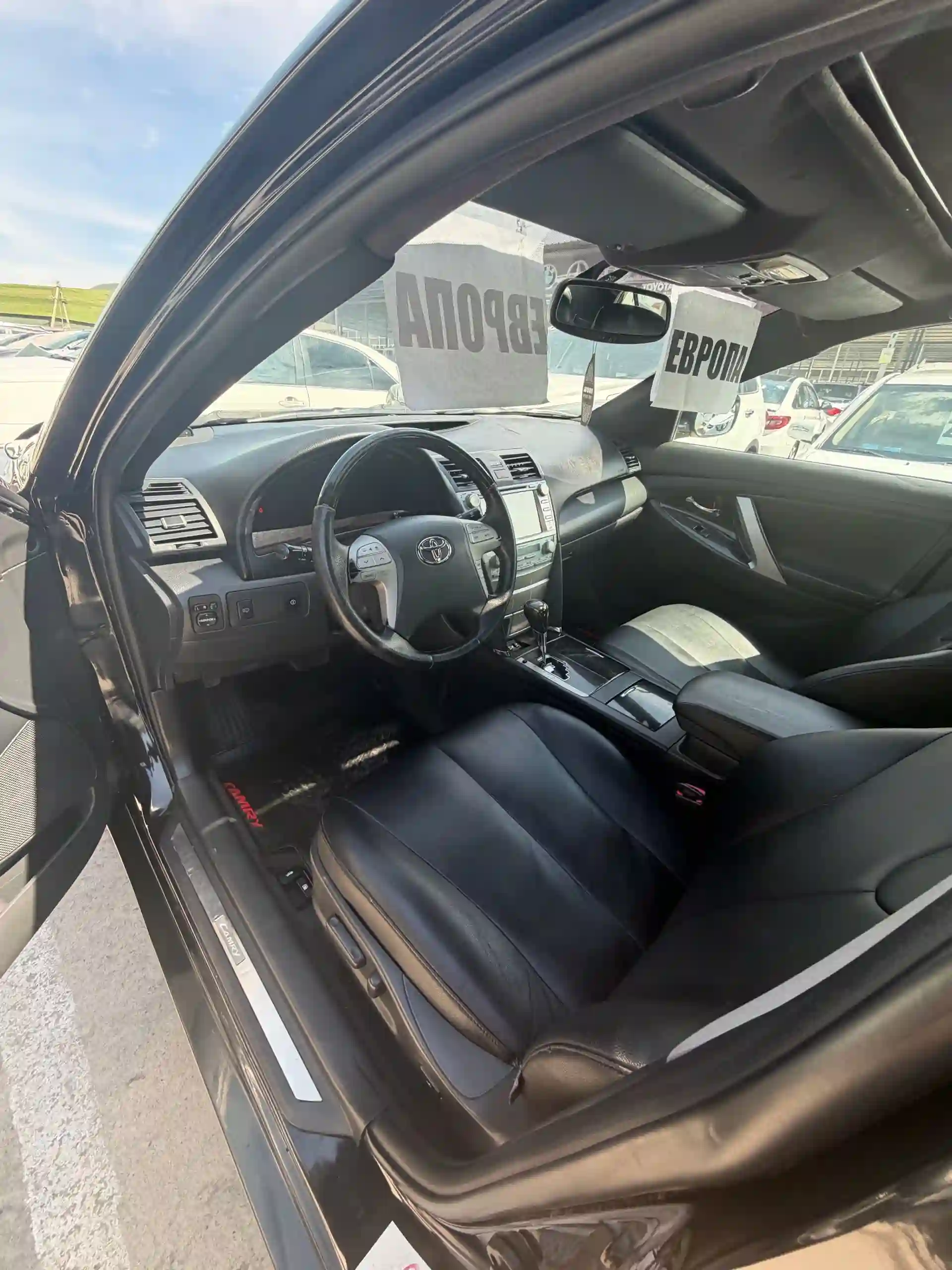 Toyota Camry 2011