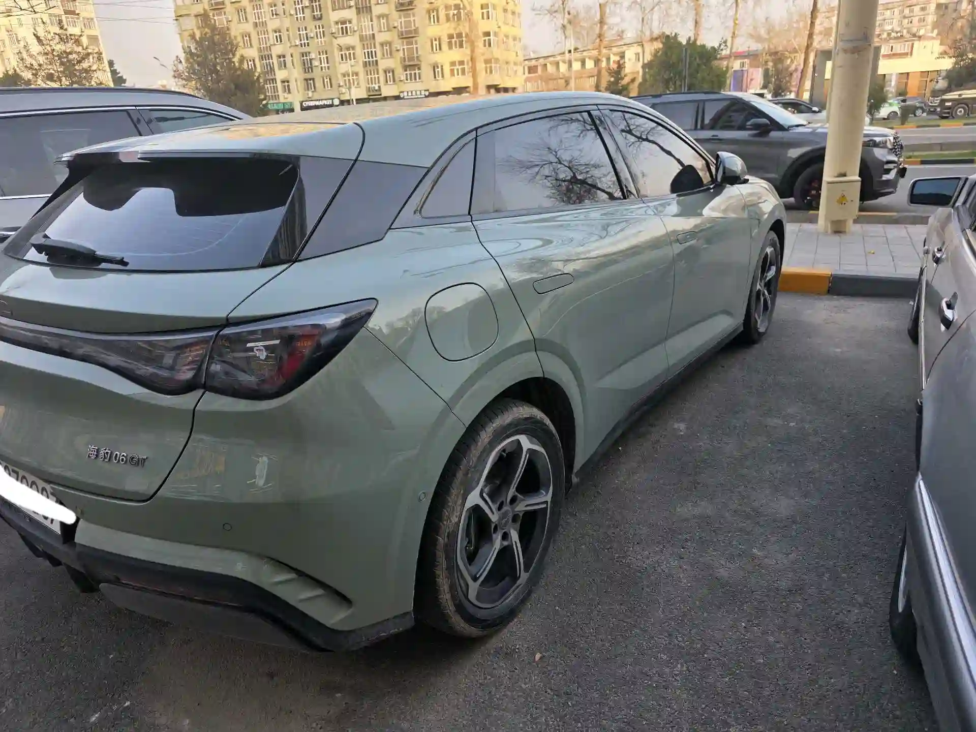 BYD Gt 06