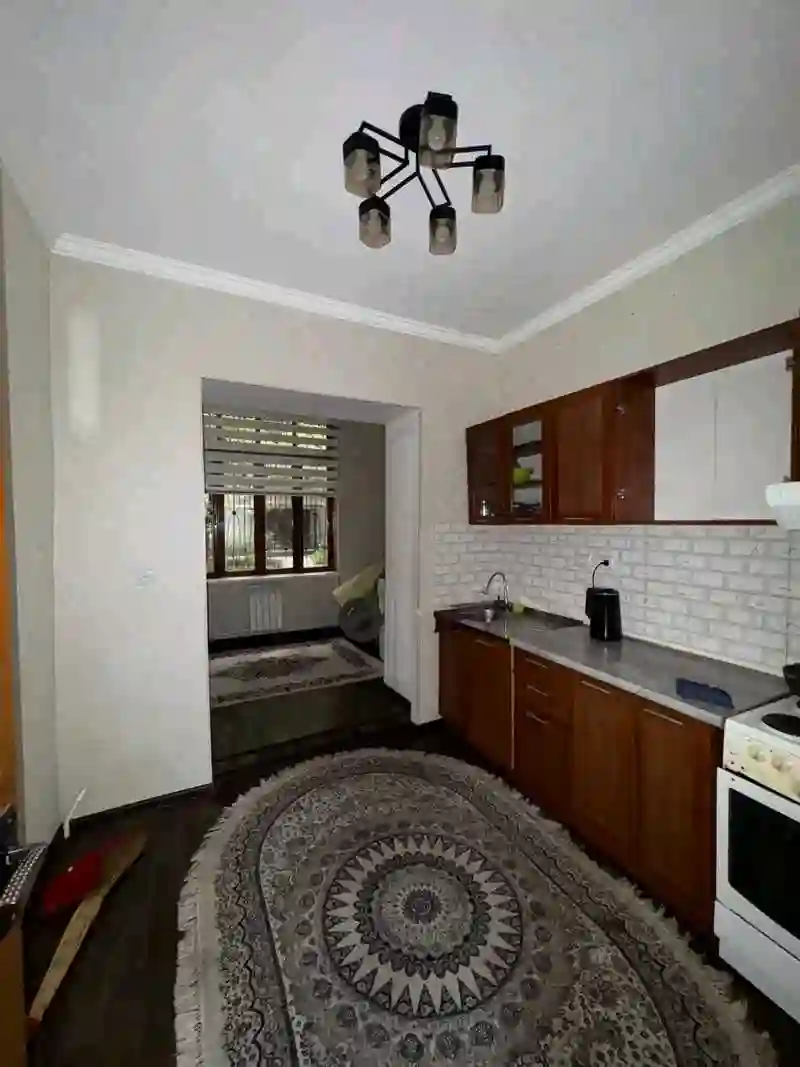 2-к квартира, 1 этаж, 70 м², Ватан