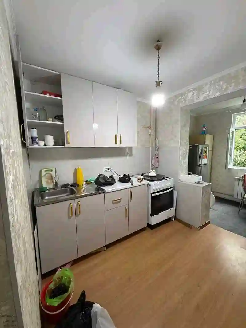 2-к квартира, 3 этаж, 50 м², 102мкр