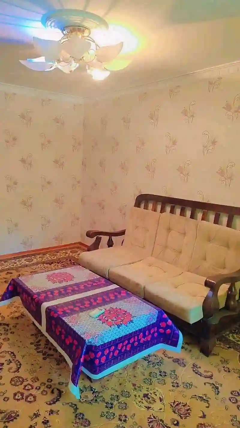 3-к квартира, 2 этаж, 48 м², 101 мкр