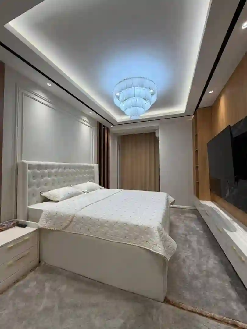 3-к квартира, 16 этаж, 120 м², овир