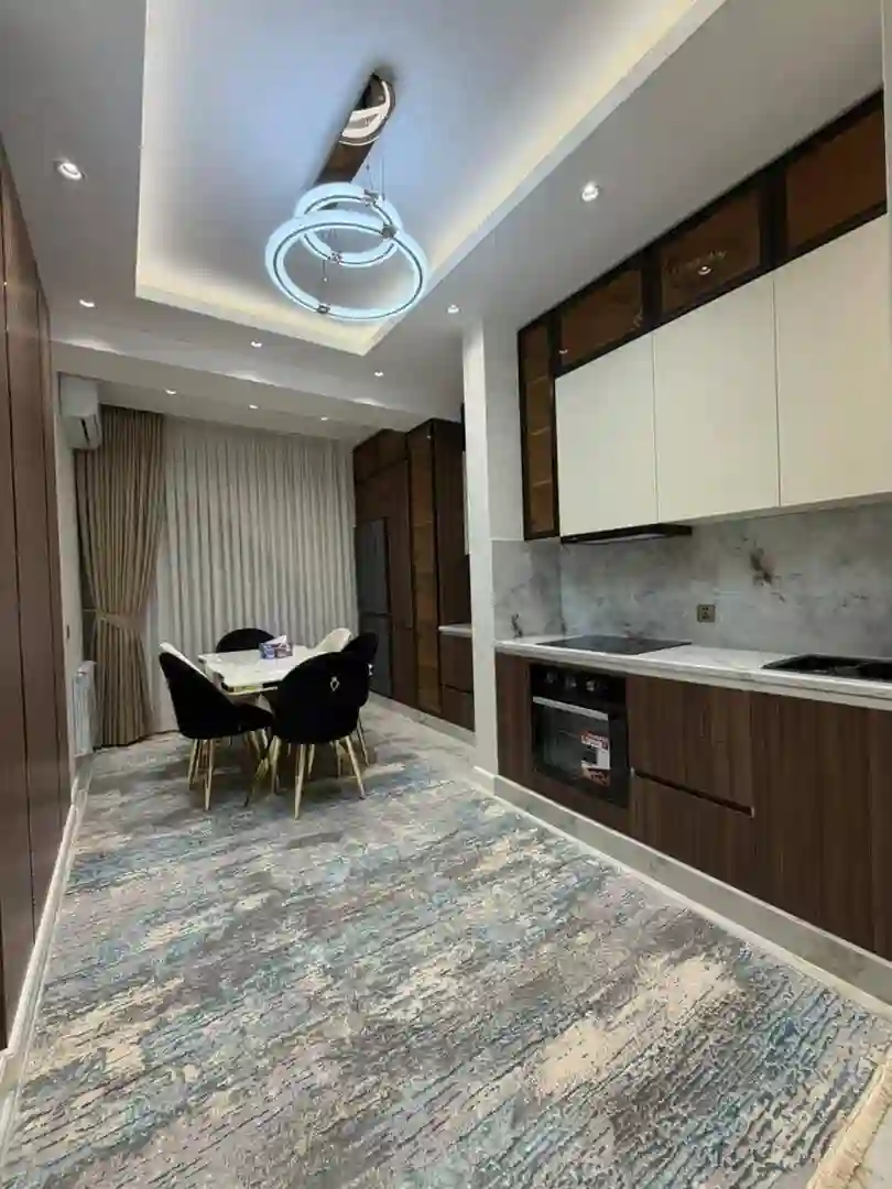 3-к квартира, 16 этаж, 120 м², овир
