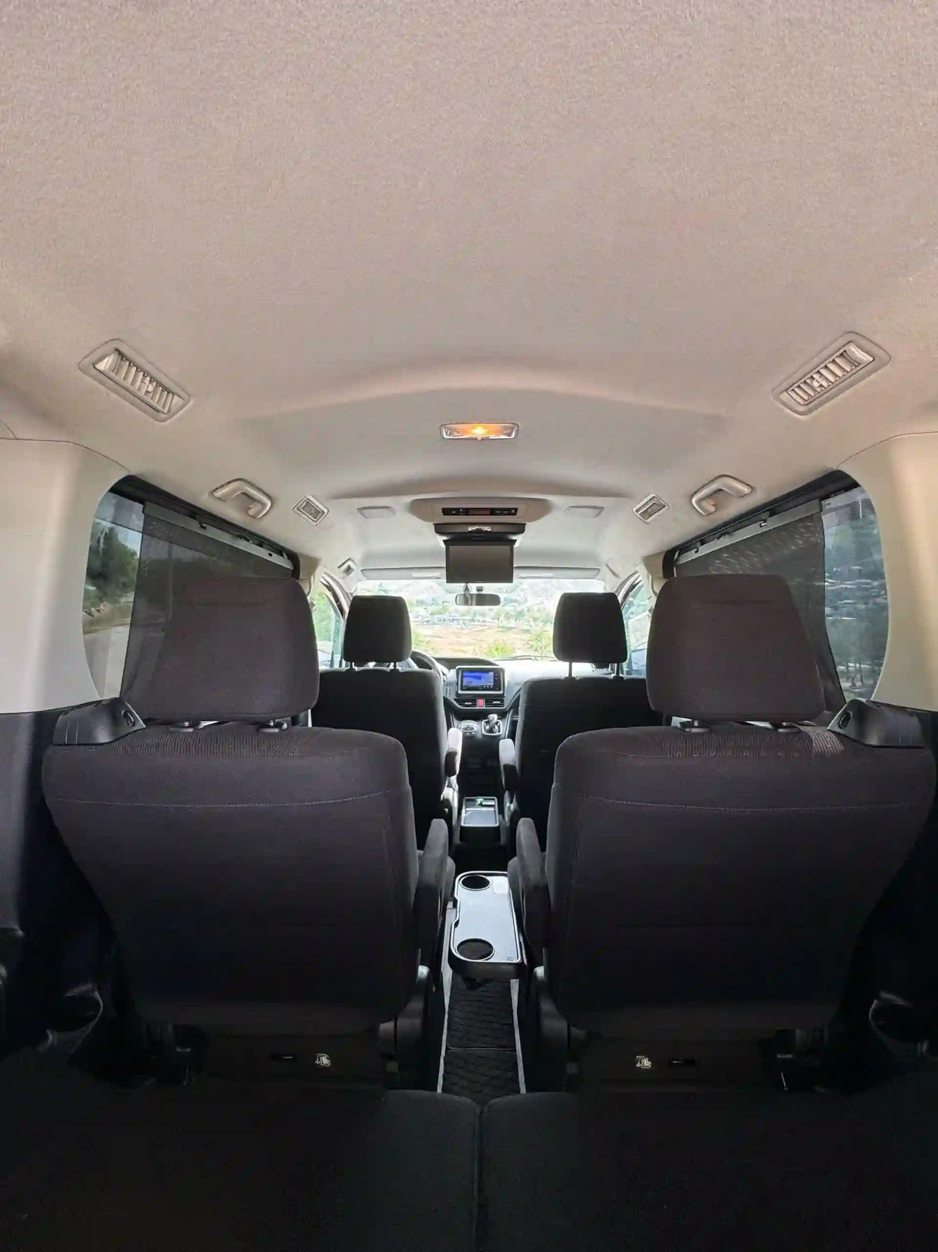Toyota Voxy 2015