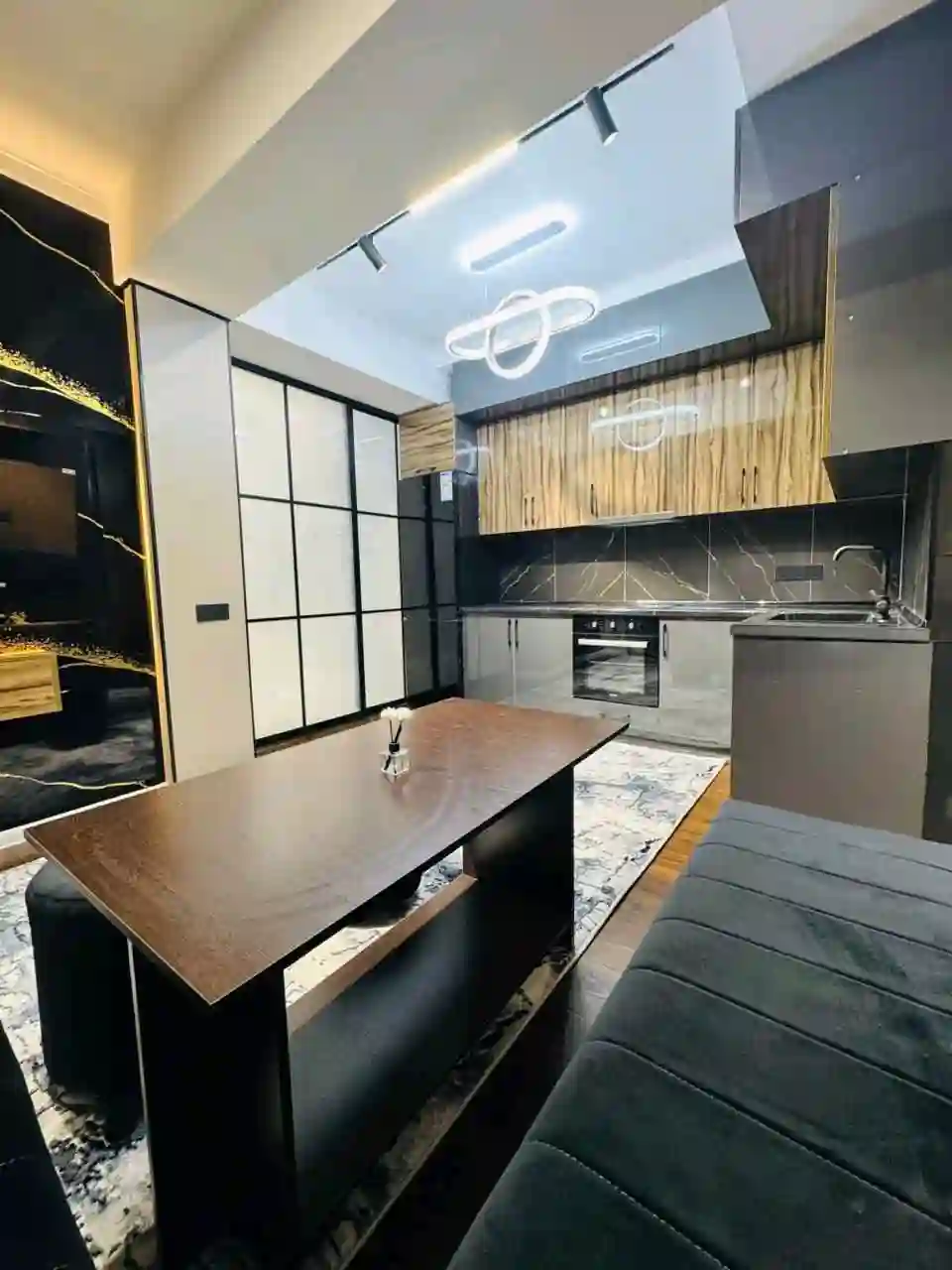 3-к квартира, 10 этаж, 92 м², И Сомони Дом печат алфемо пайкар