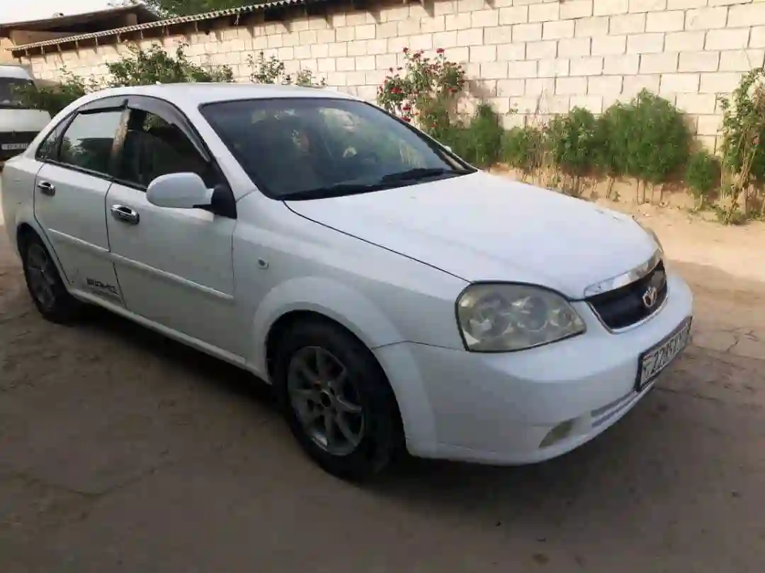 Daewoo Gentra 2004
