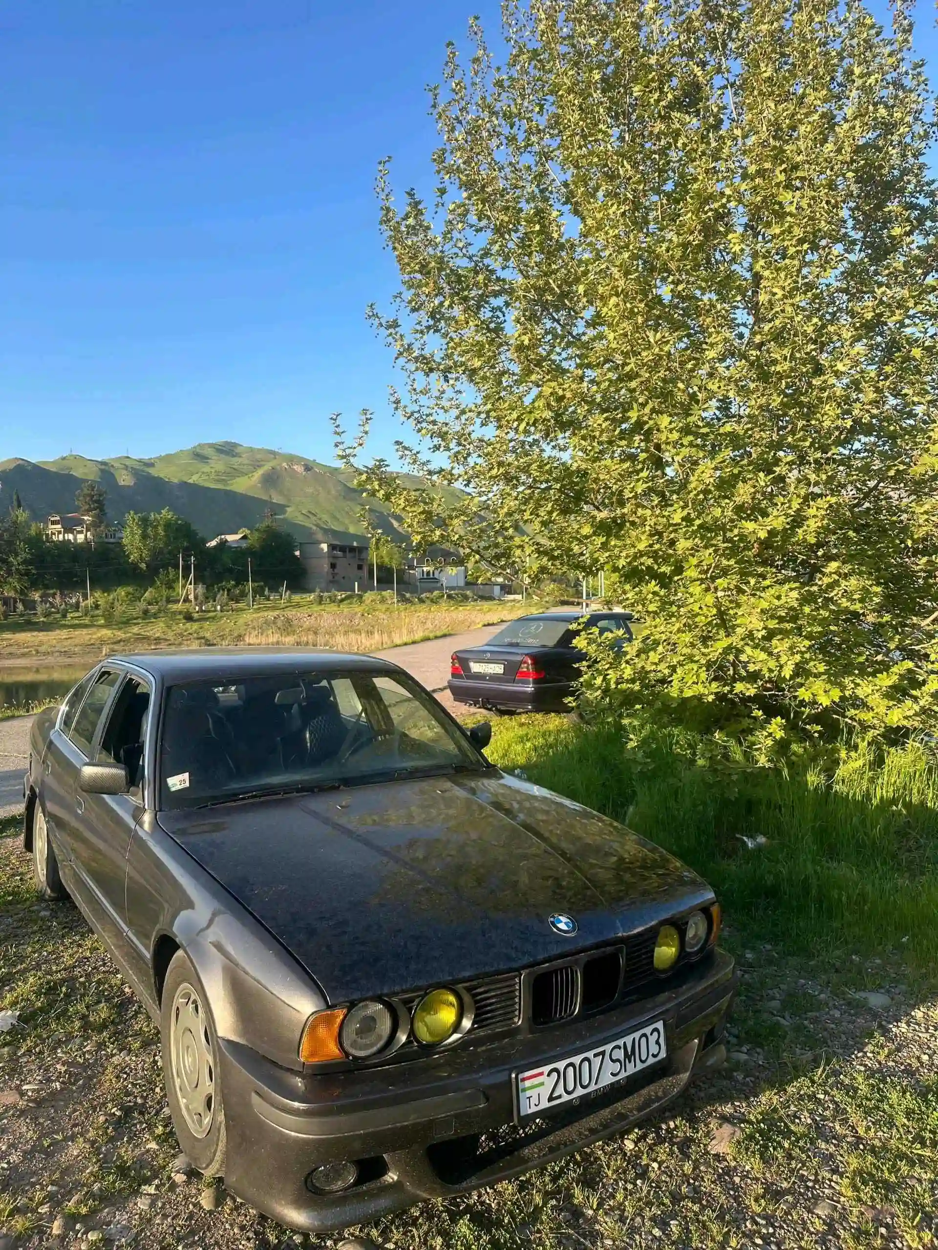 BMW M5 1990