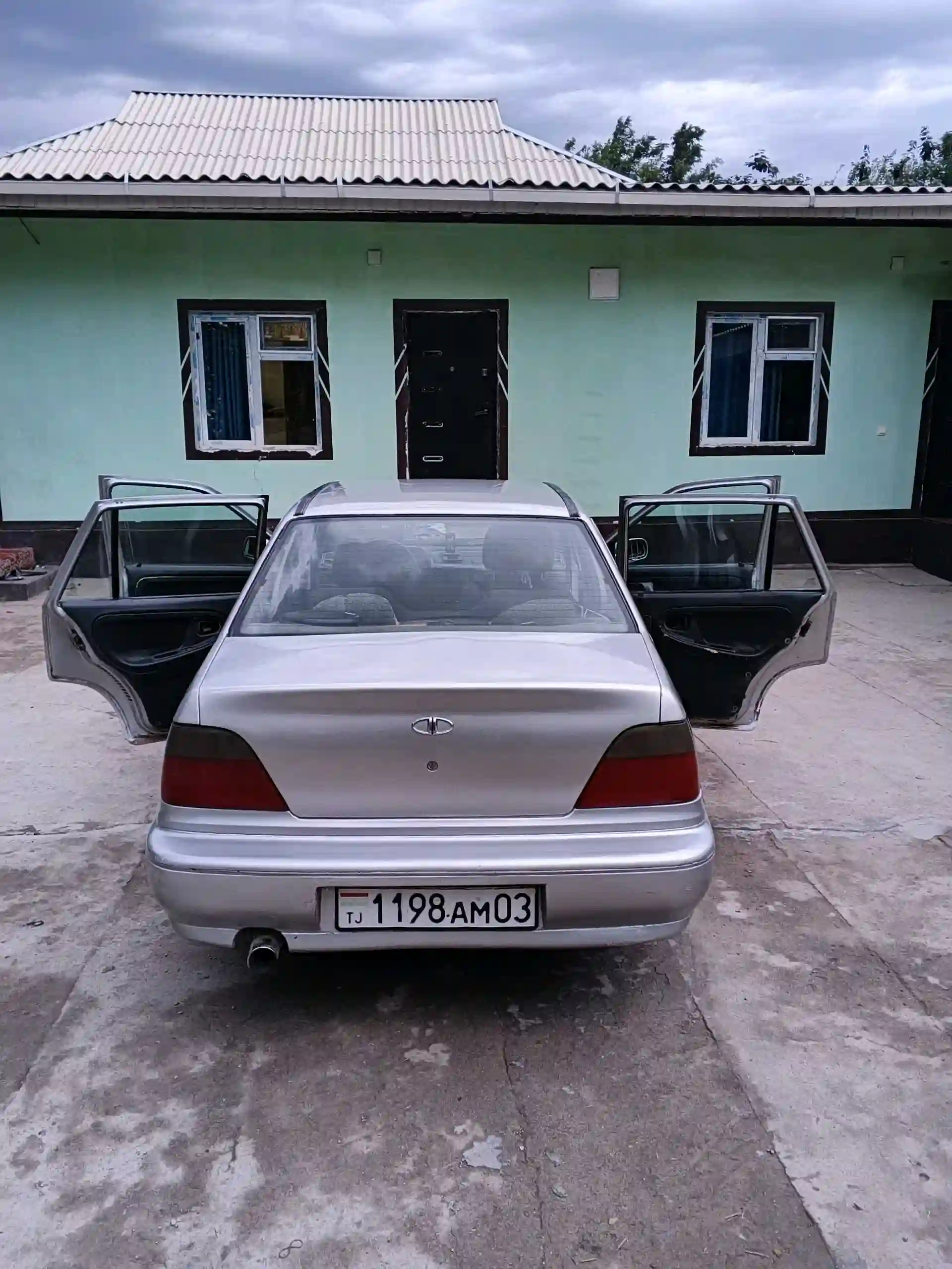 Daewoo Nexia 1996