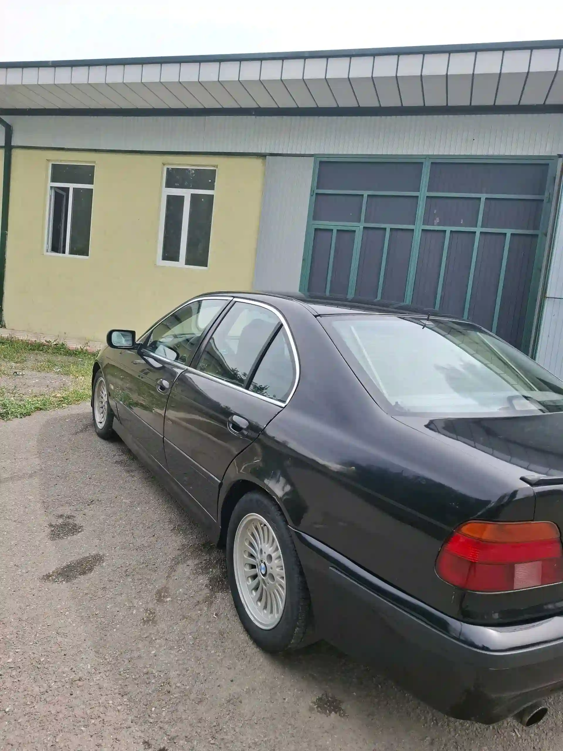 BMW 5 series 2000