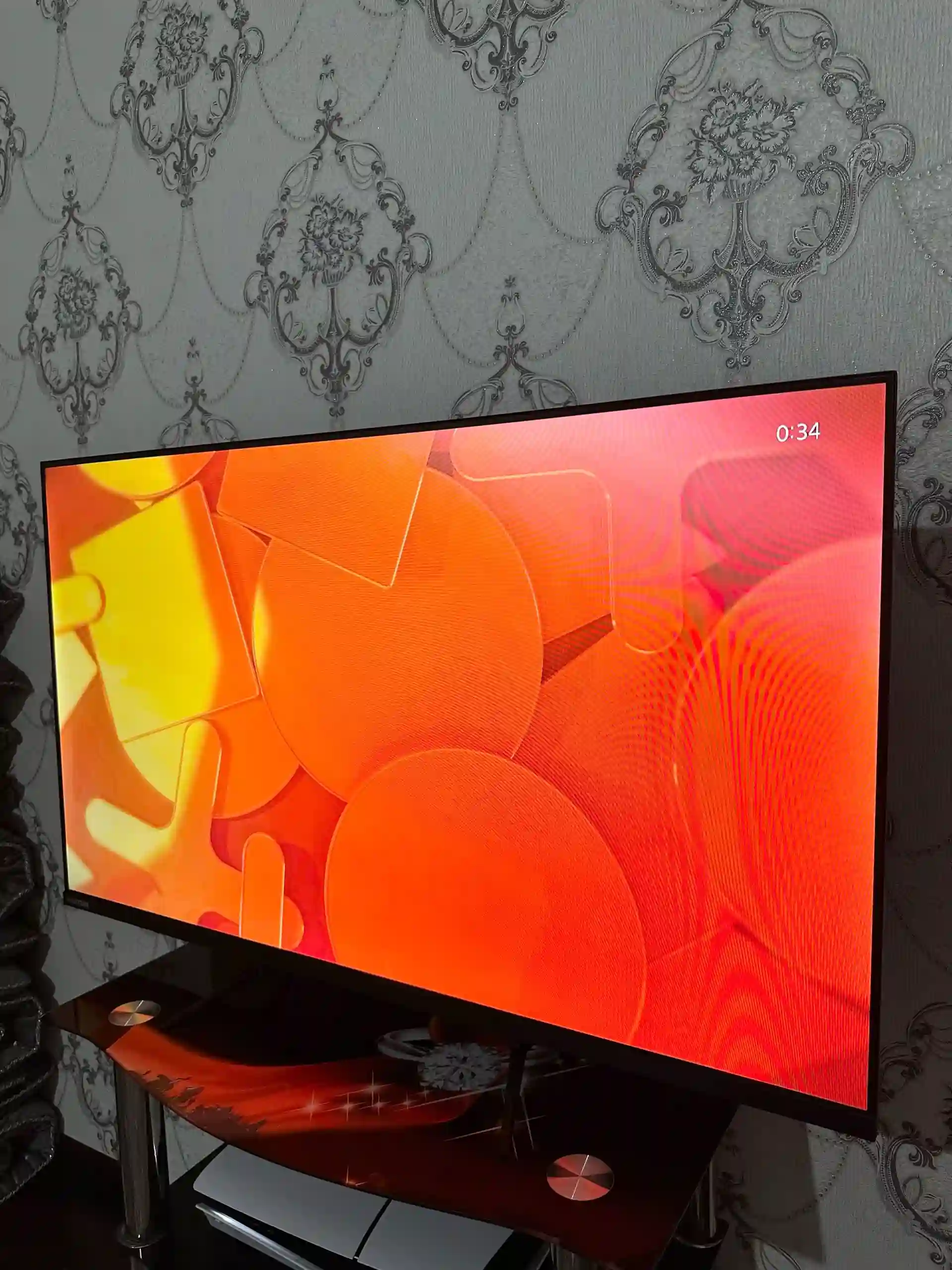 Телевизор HARTENS 43 дюйм