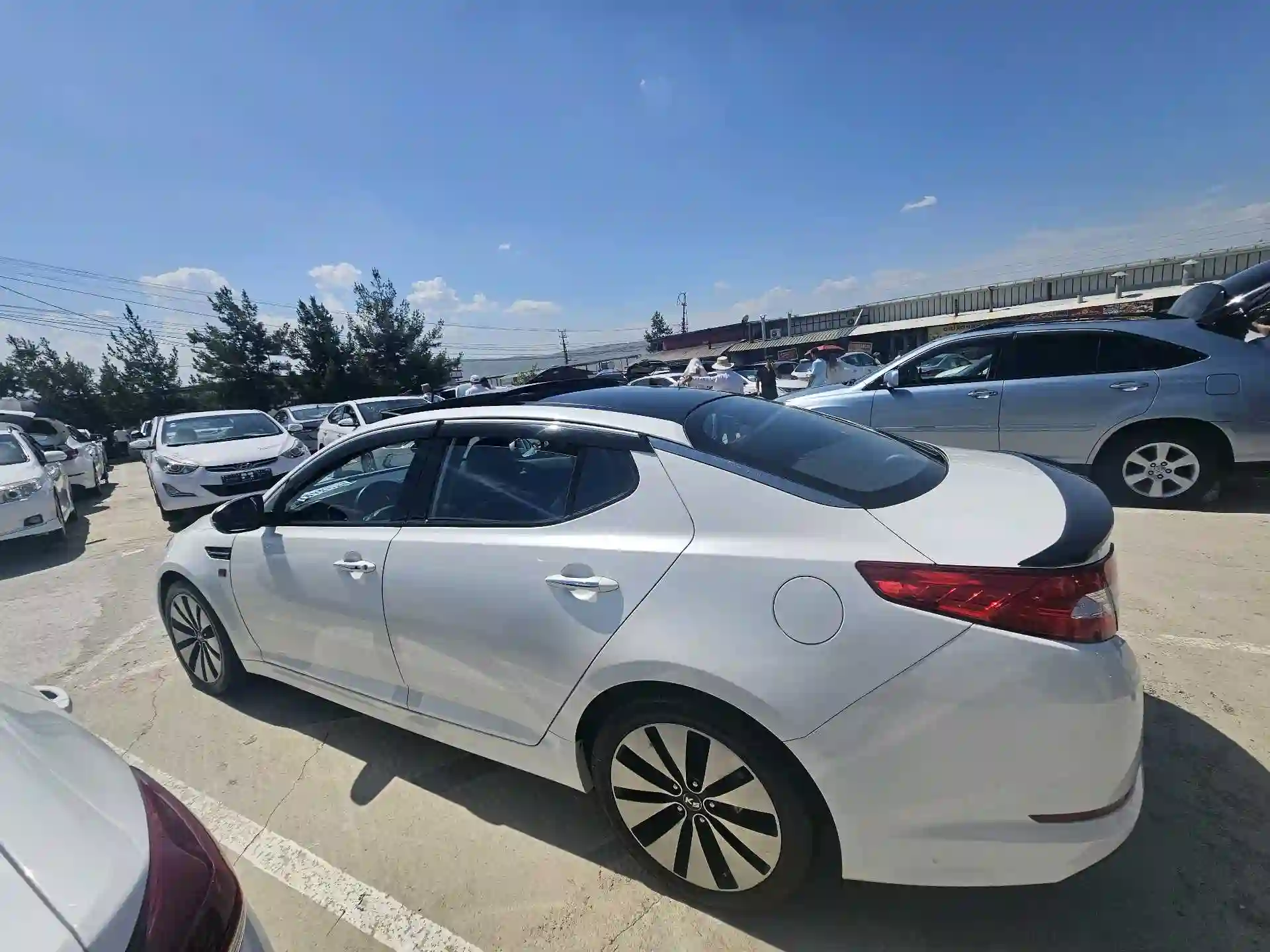Kia K5 2011