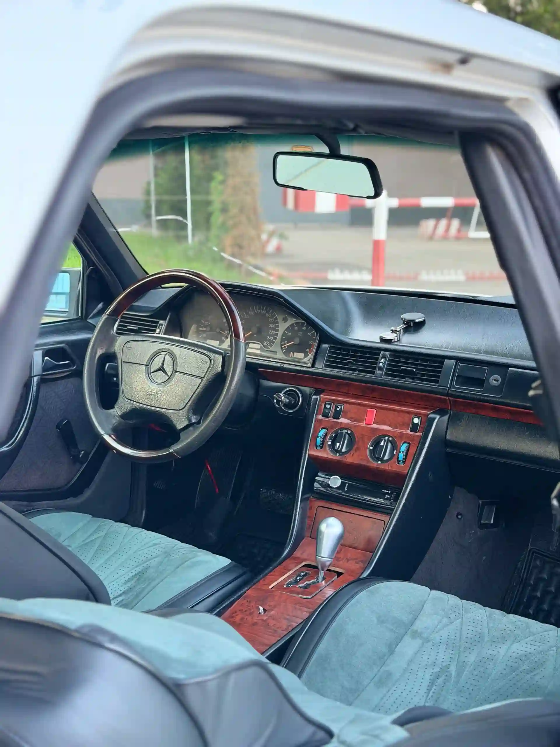 Mercedes-benz E class 1994