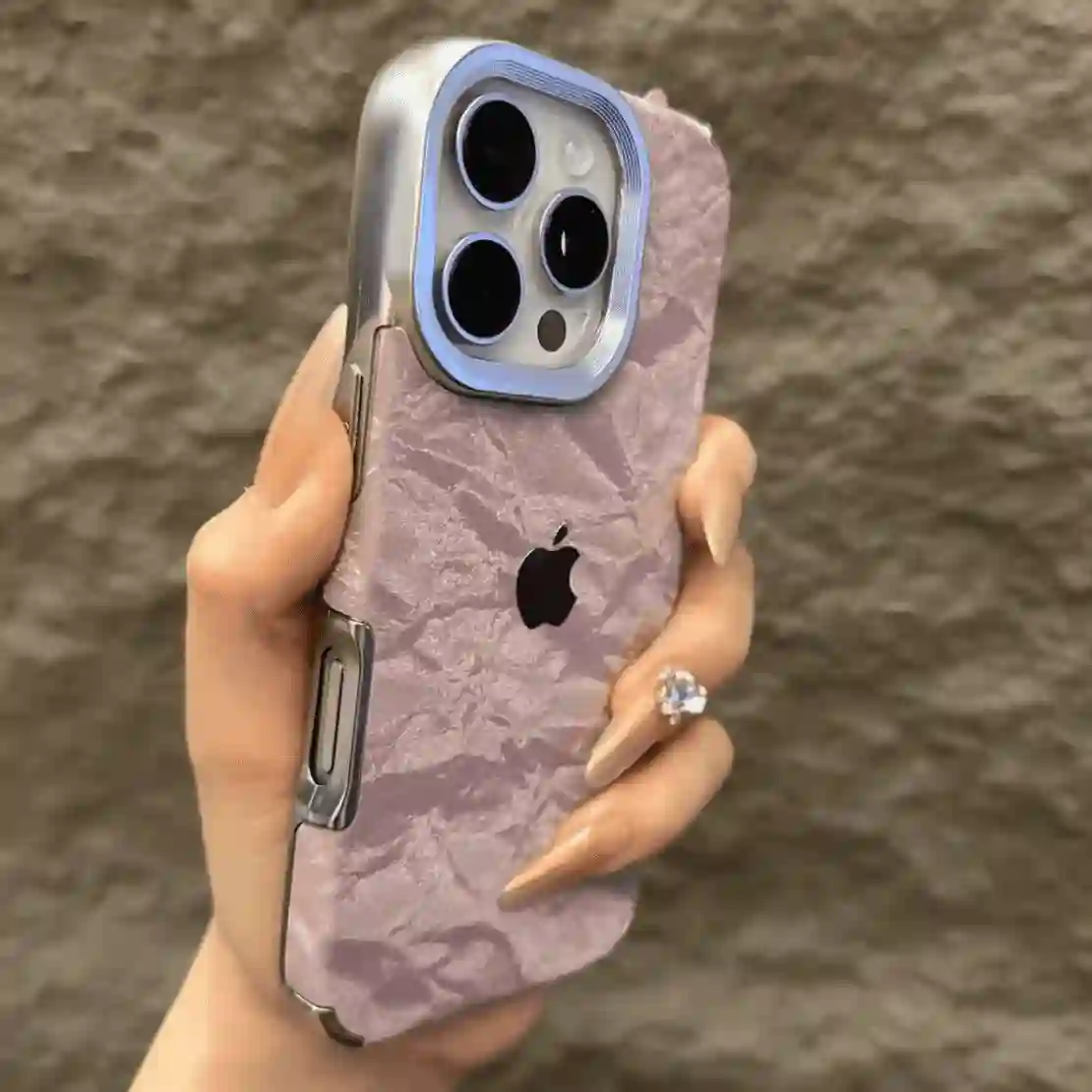 Чехлы для IPhone 16pro max