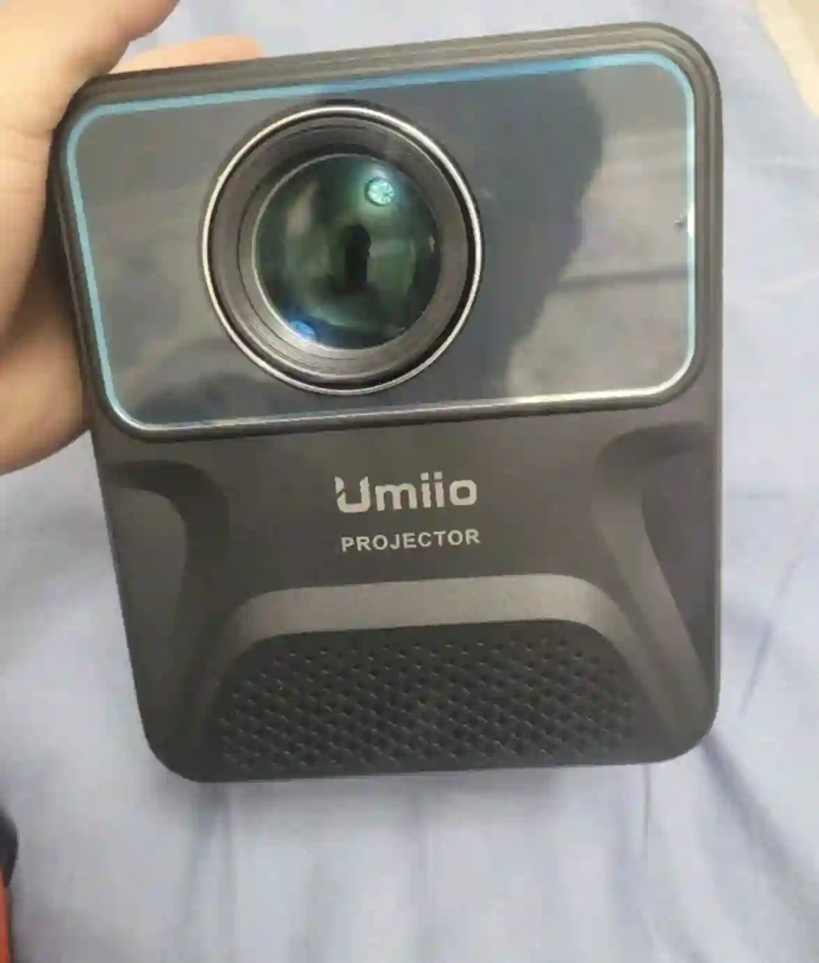 Проектор Umiio