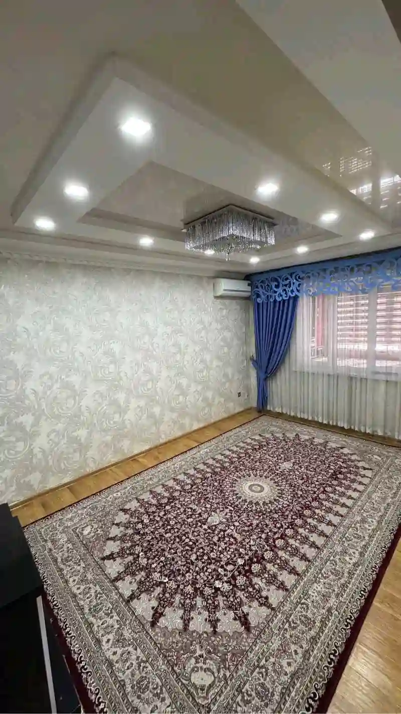 3-к квартира, 3 этаж, 80 м², Аэропорт