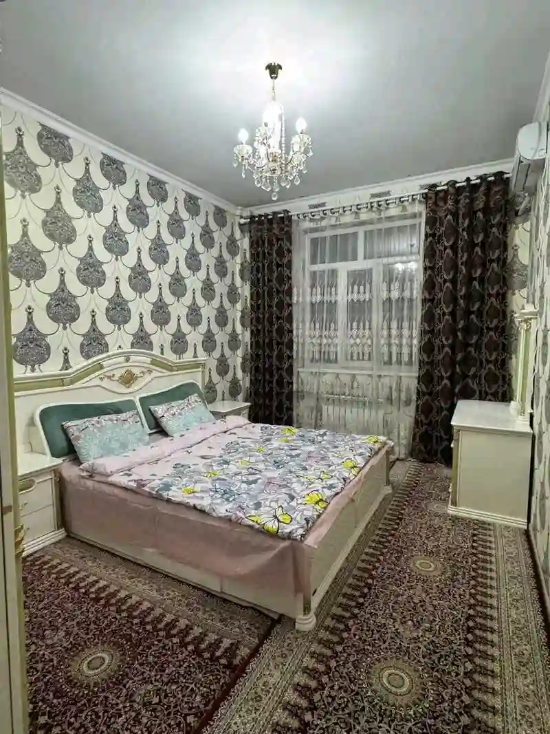3-к квартира, 3 этаж, 100 м², Зарафшон