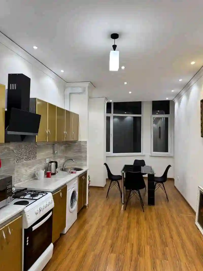 2-к квартира, 8 этаж, 106 м², Шоҳмансур, Поликлиникаи 1