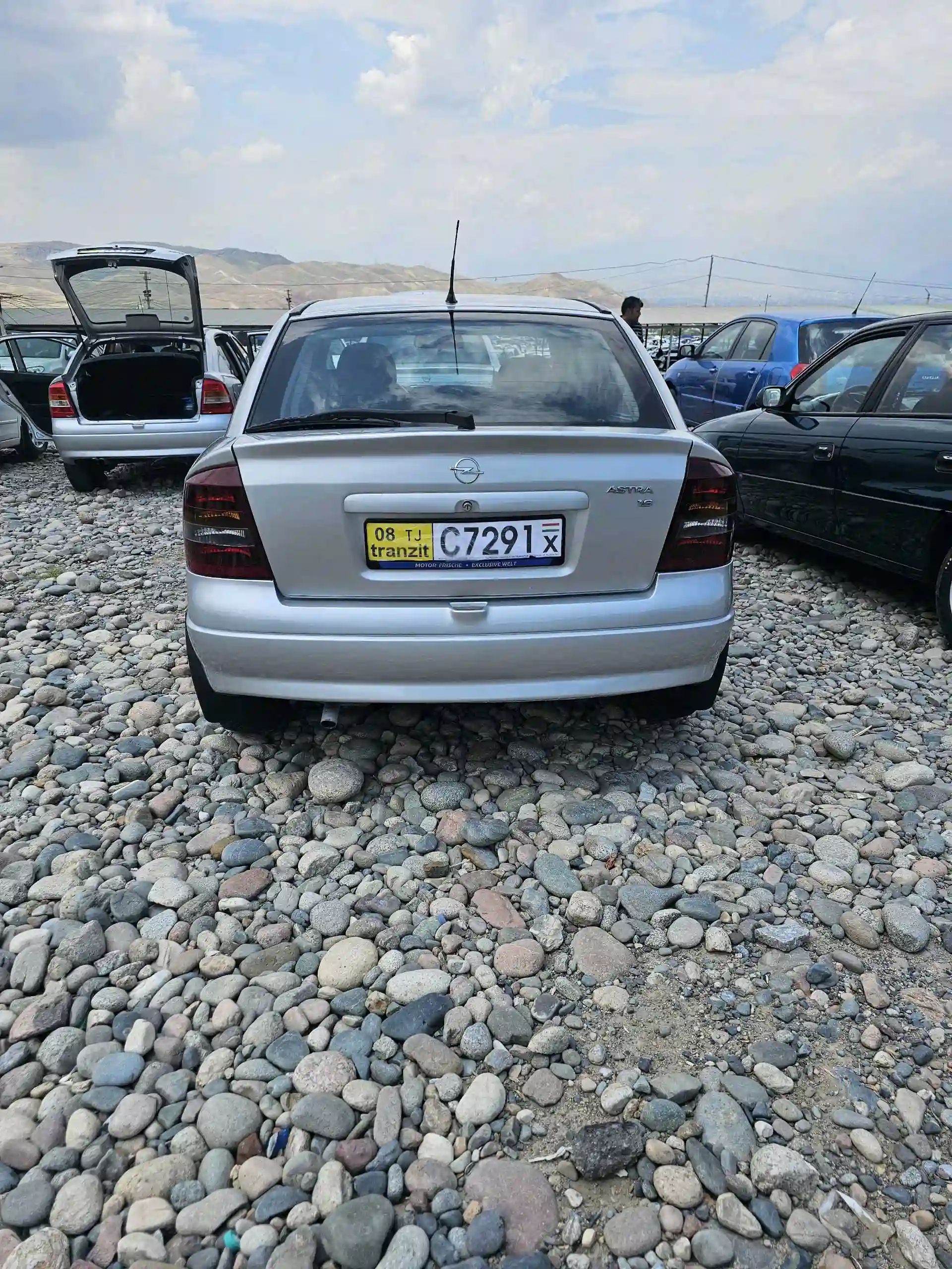 Opel Astra j 2002