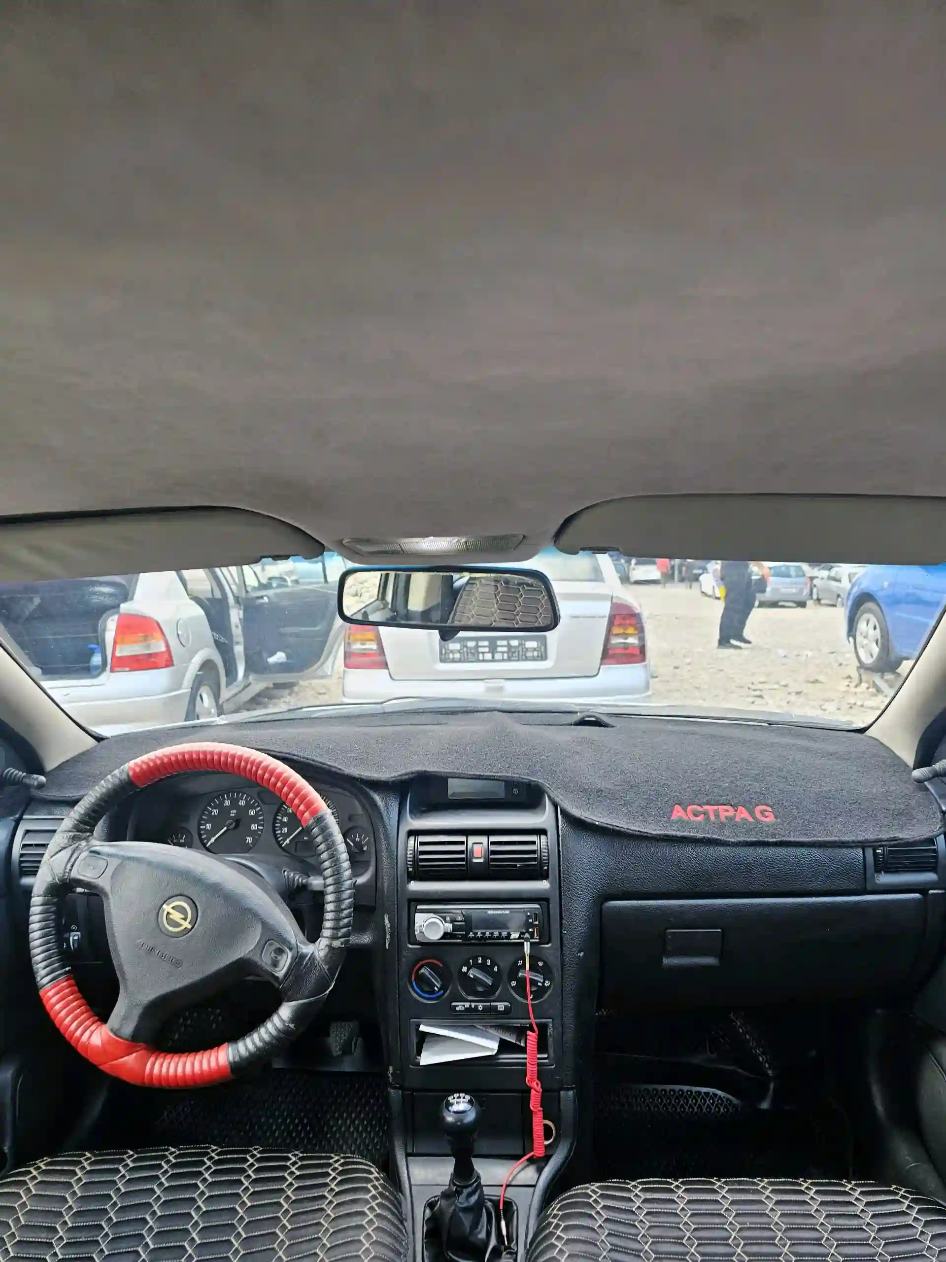 Opel Astra j 2002