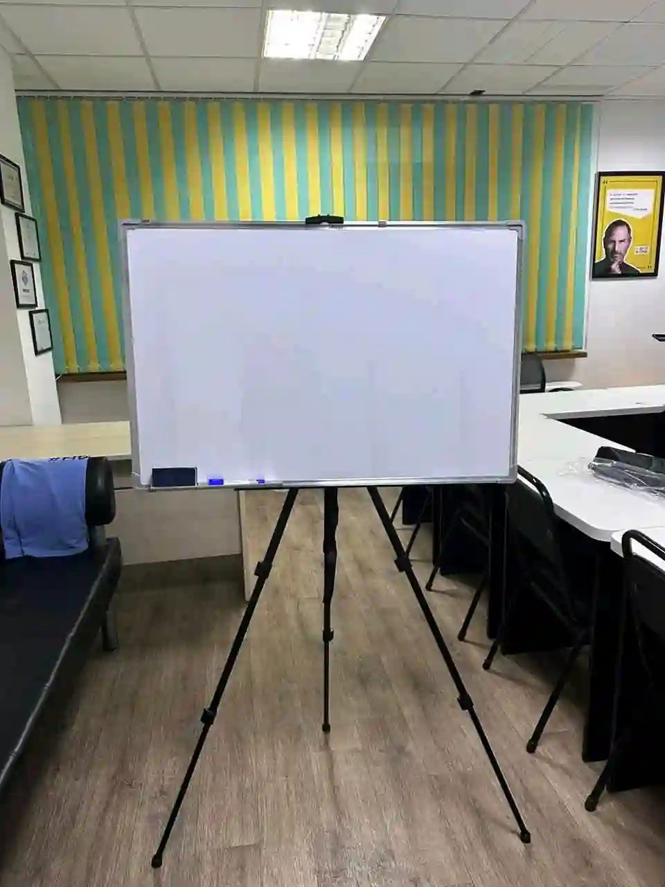 Магнитно- Маркерная доска 60×90 двусторонняя