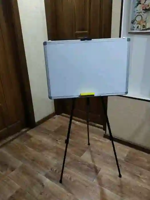 Магнитно- Маркерная доска 50×70 двусторонняя
