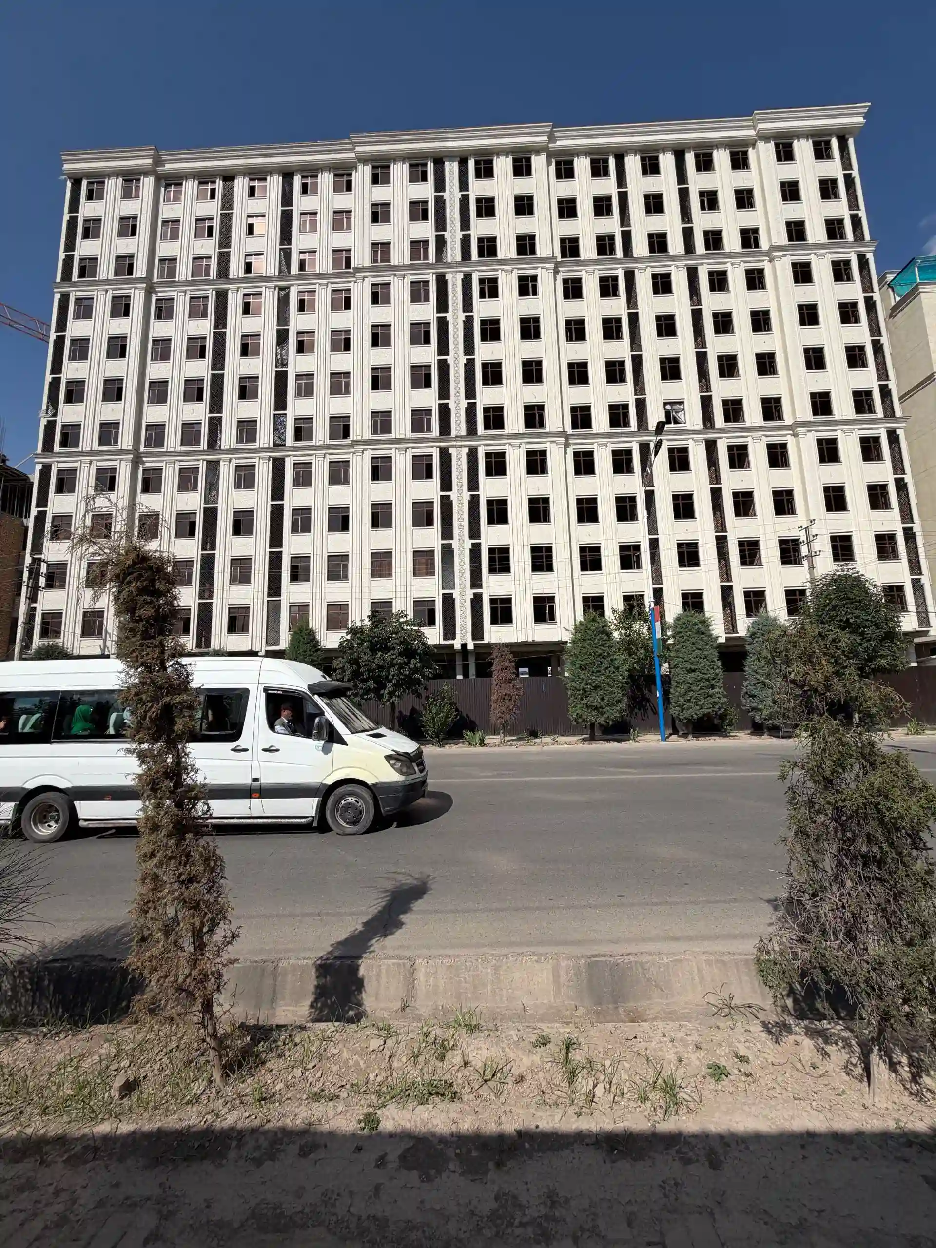 3-к квартира, 8 этаж, 93 м², Вахдат