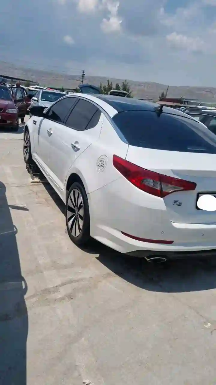 Kia K5 2011