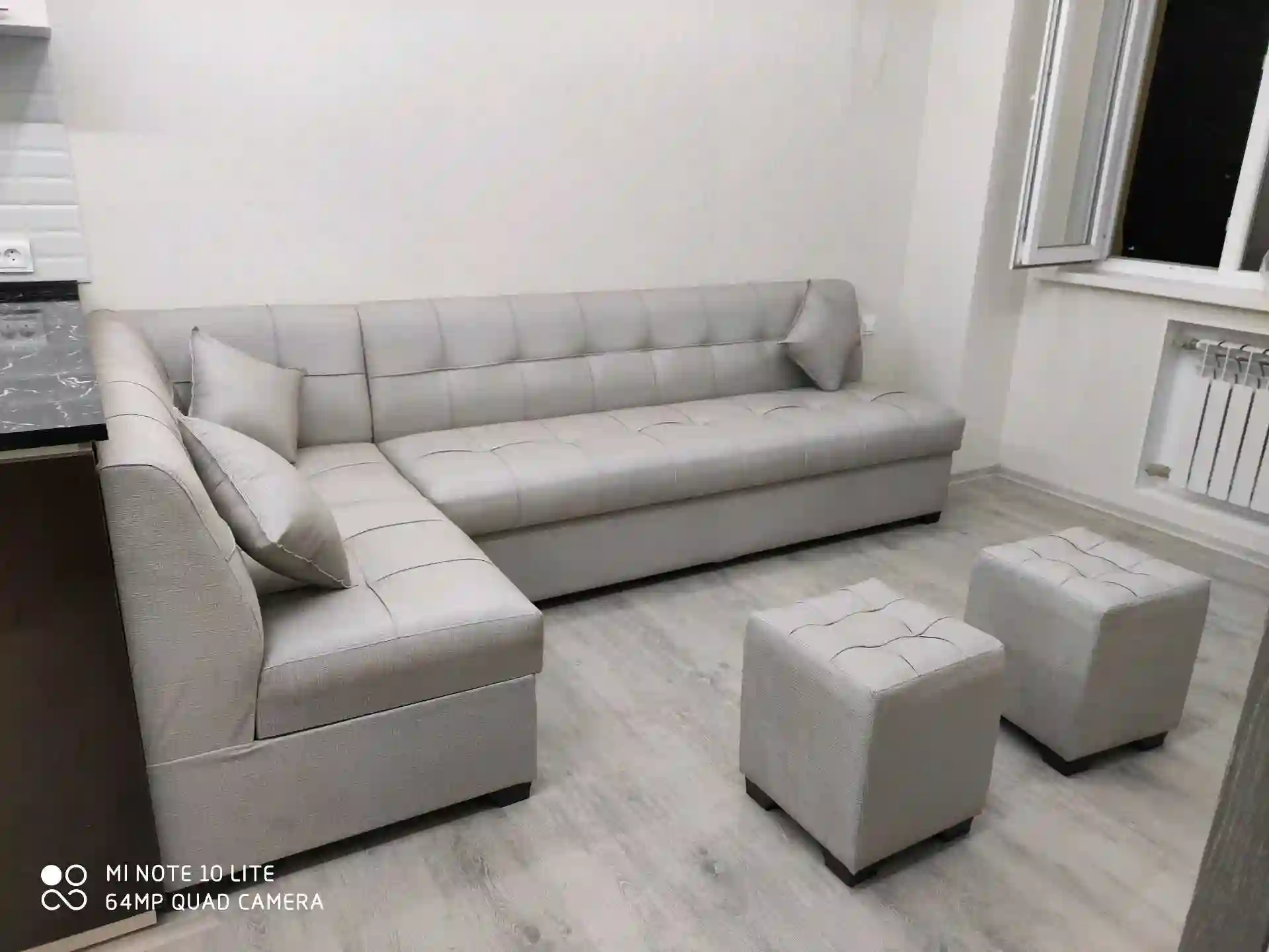 угалок для кухни на заказ 