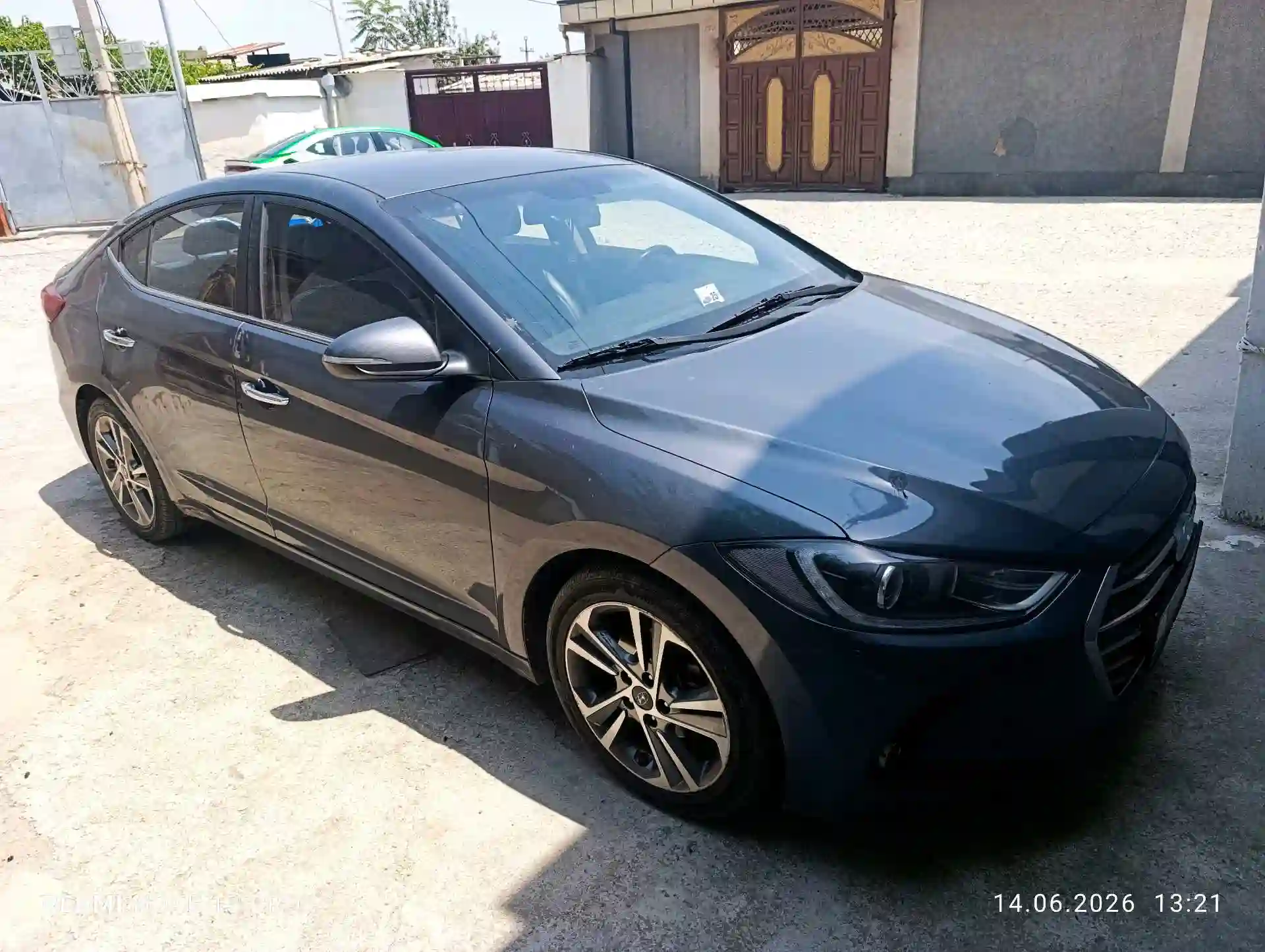 Hyundai Avante 2016