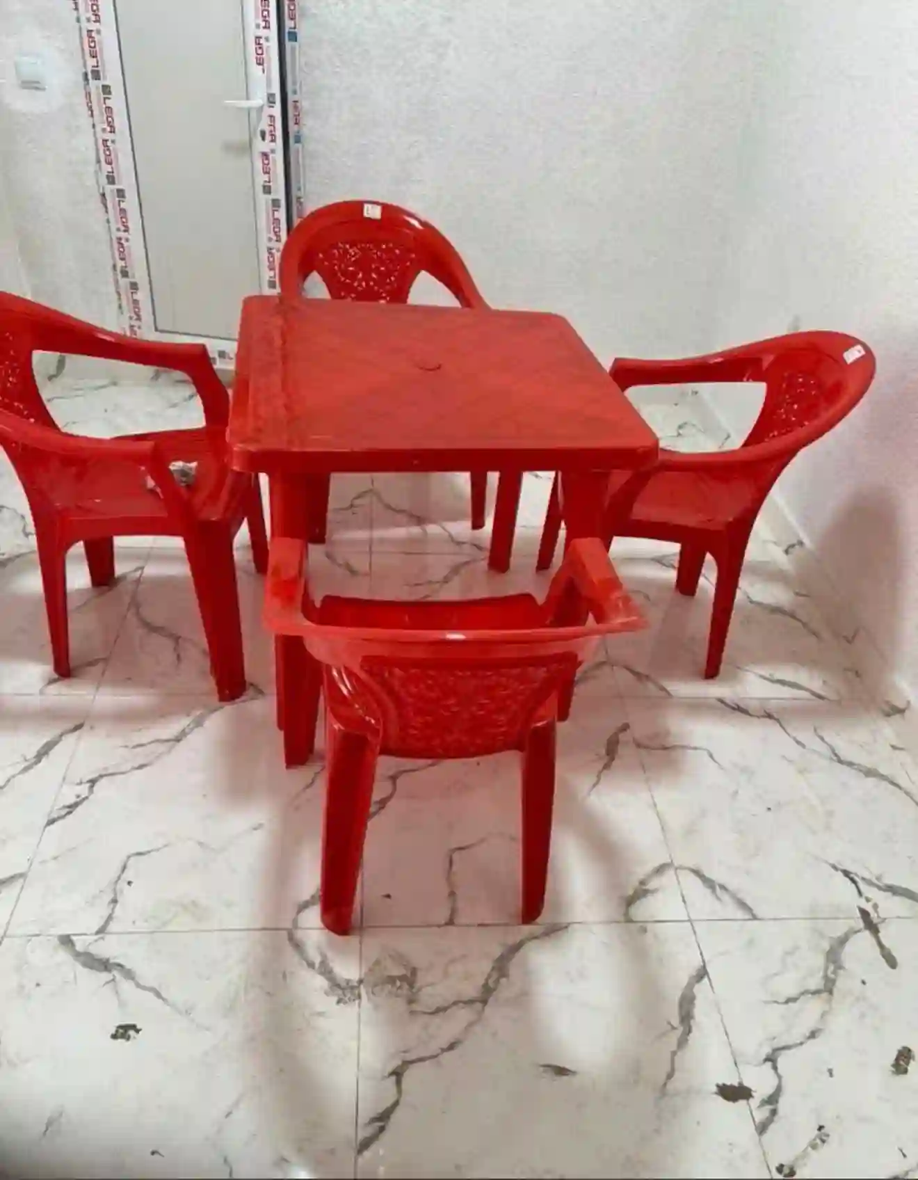 Стол стул