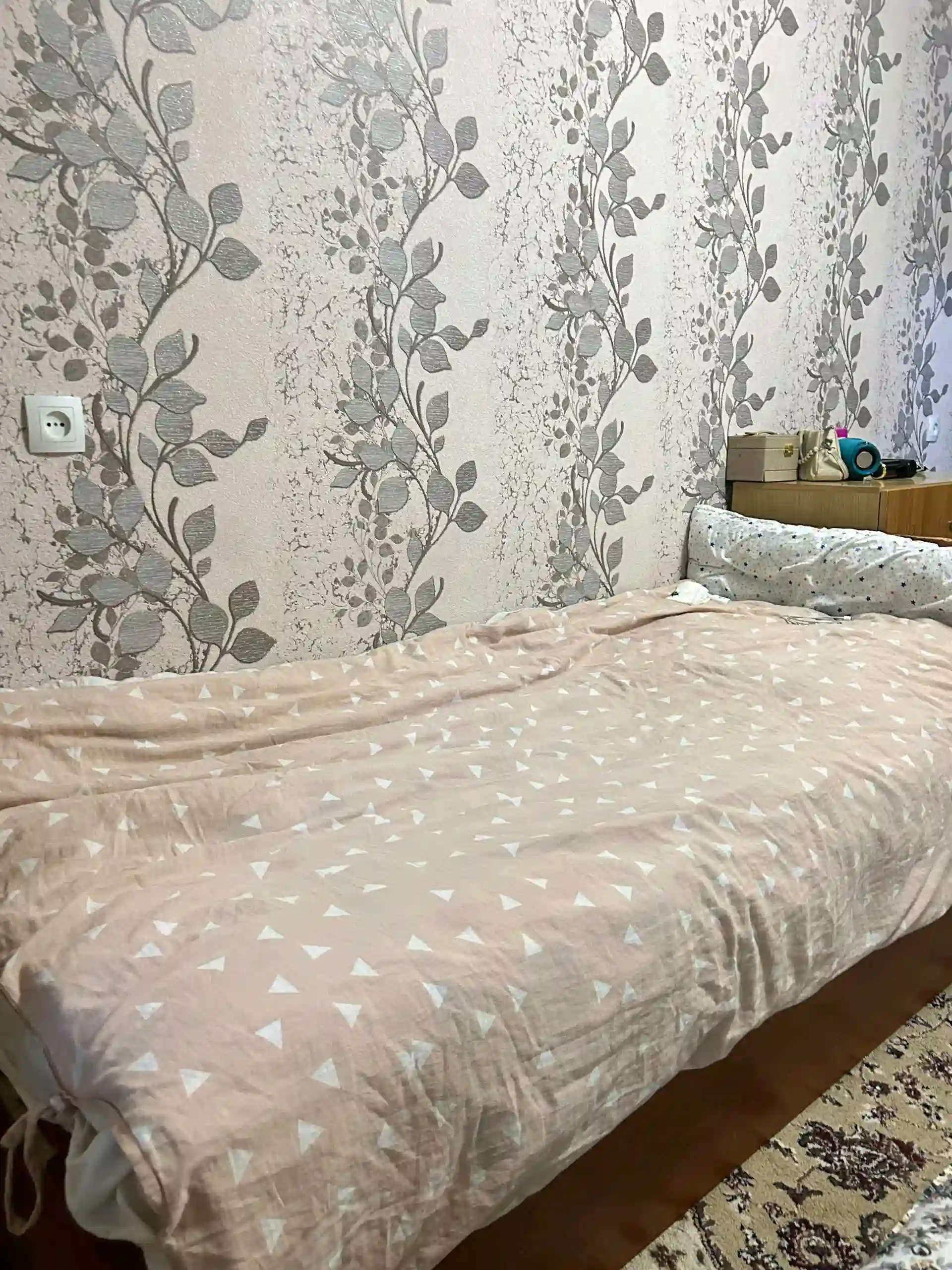 Кровать