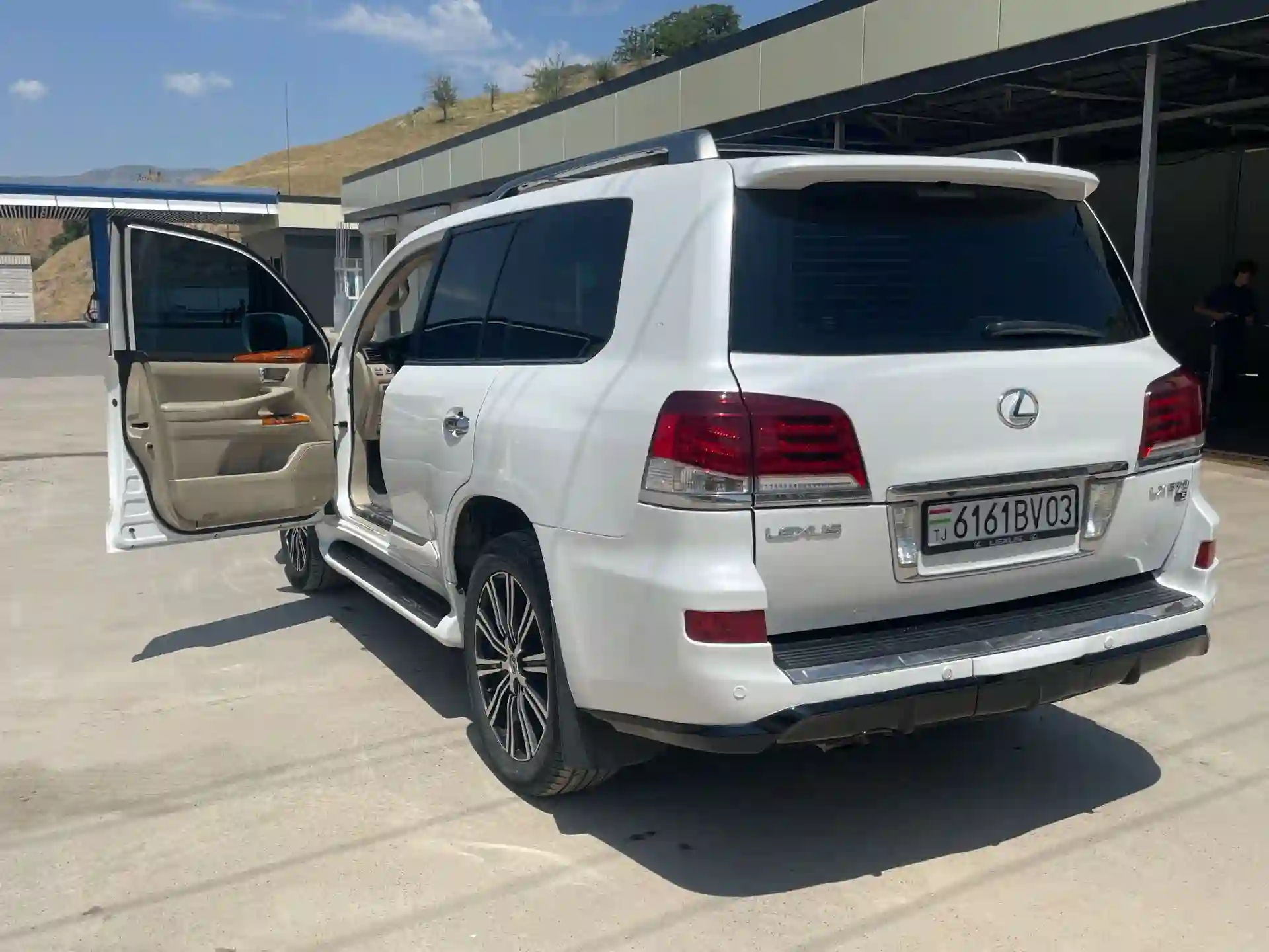 Lexus Lx series 2008