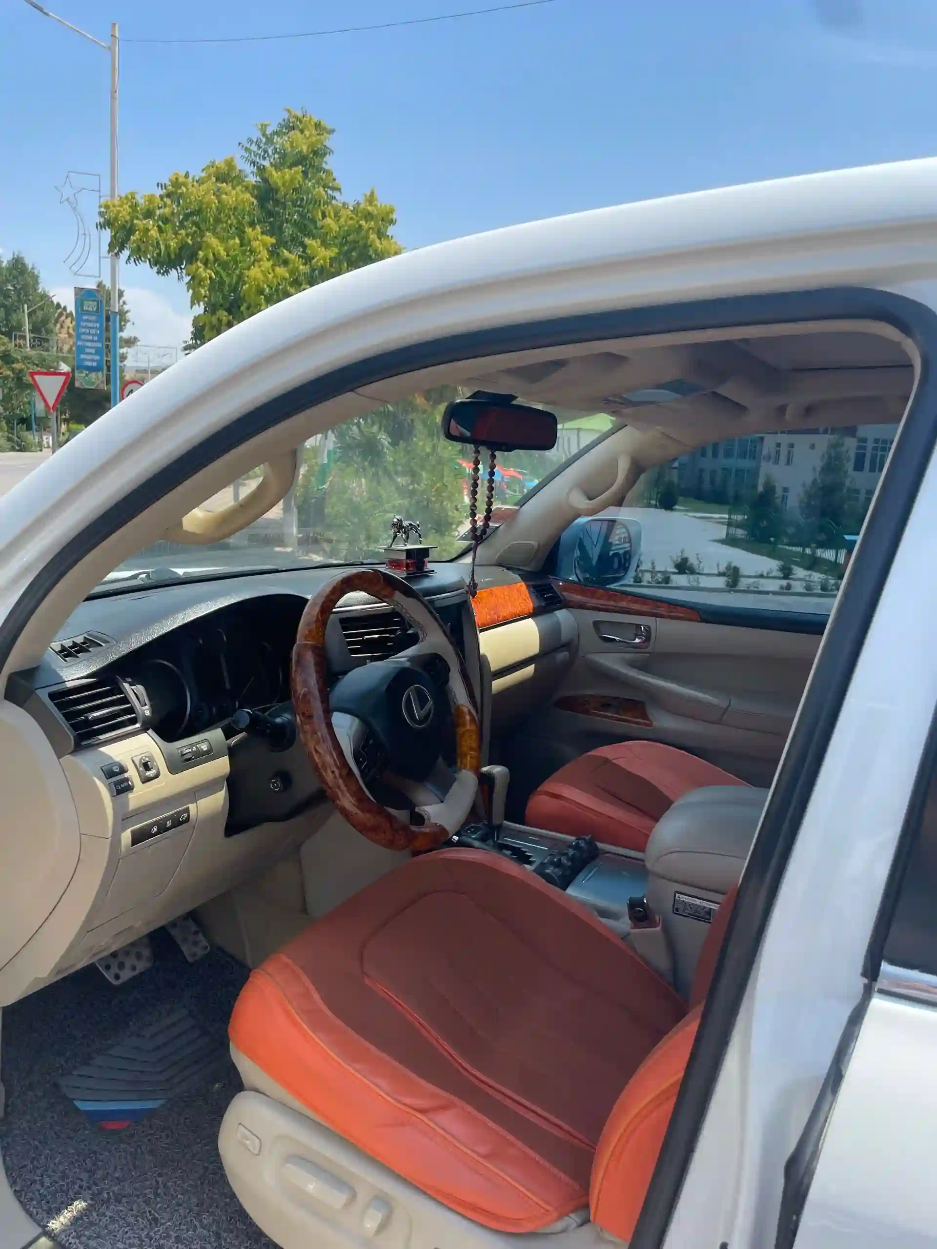 Lexus Lx series 2008