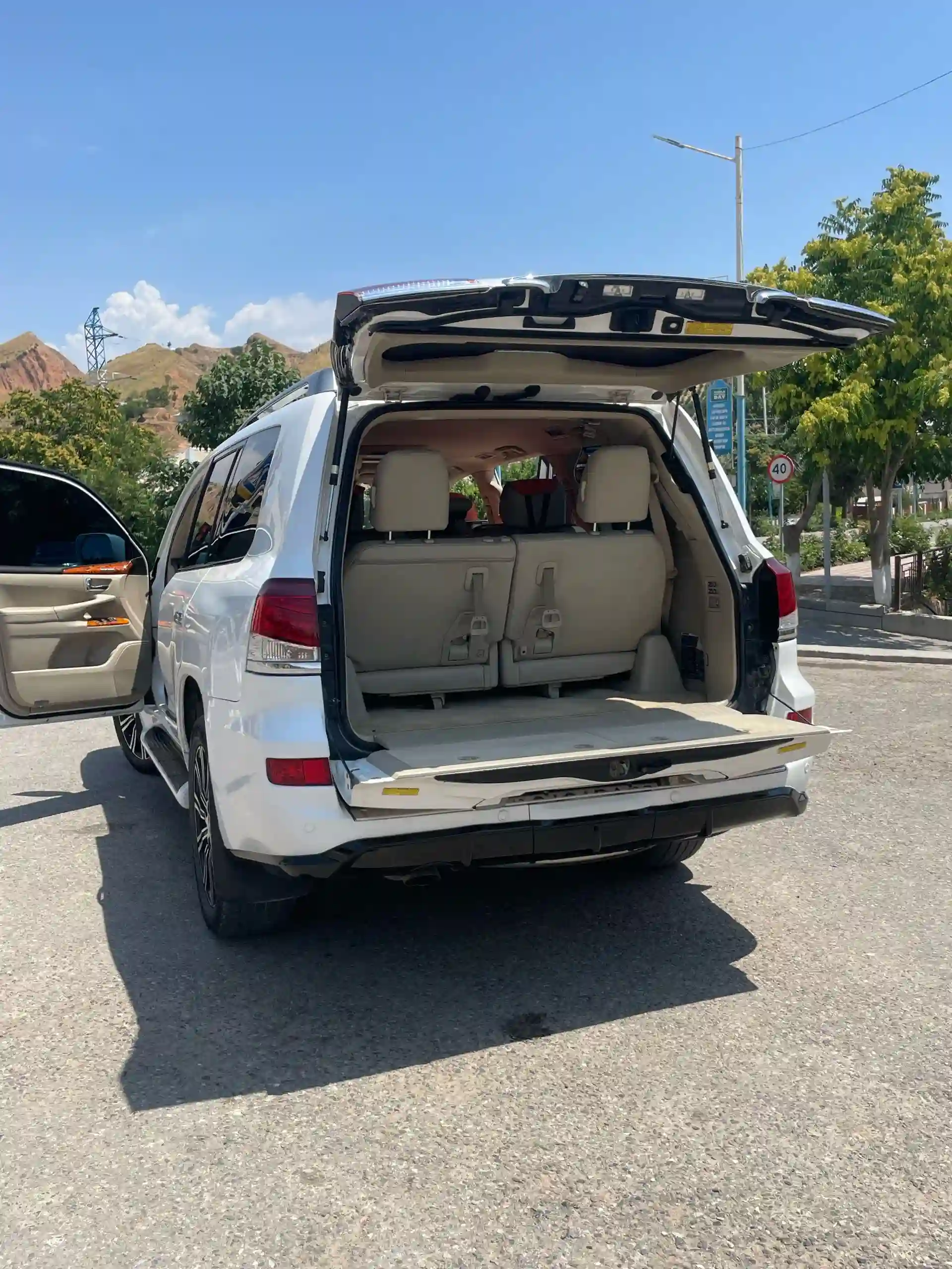 Lexus Lx series 2008