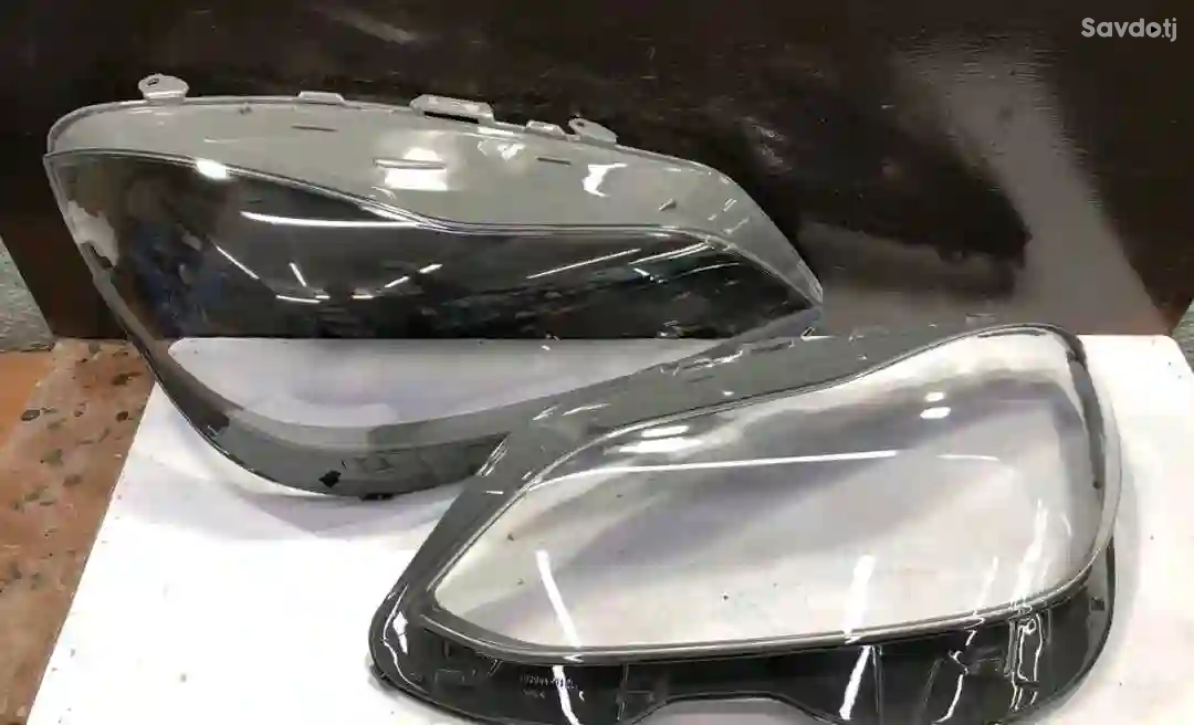 Стекла фар mercedes w212