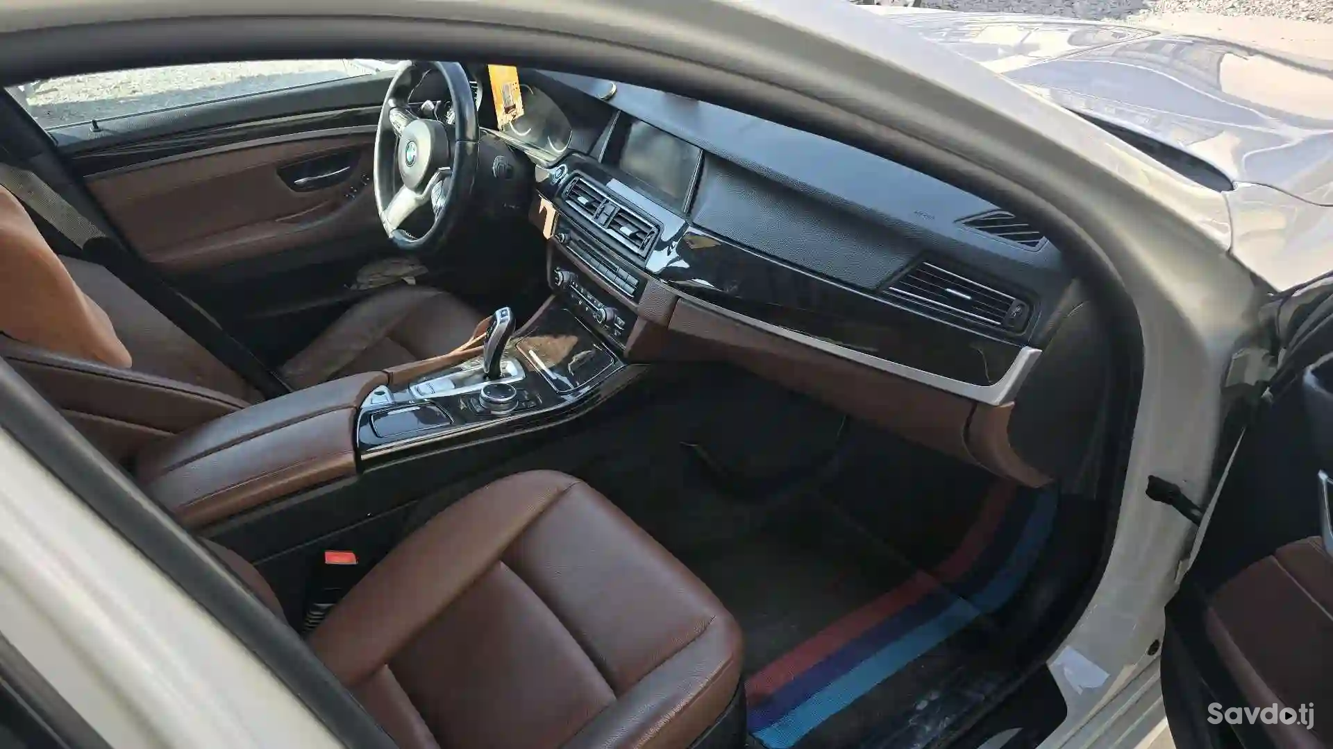 BMW 5 series 2011