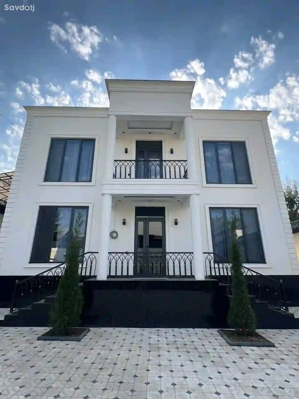 2 этажный, 6-комн. дом, 200 м², 4 соток, Сино