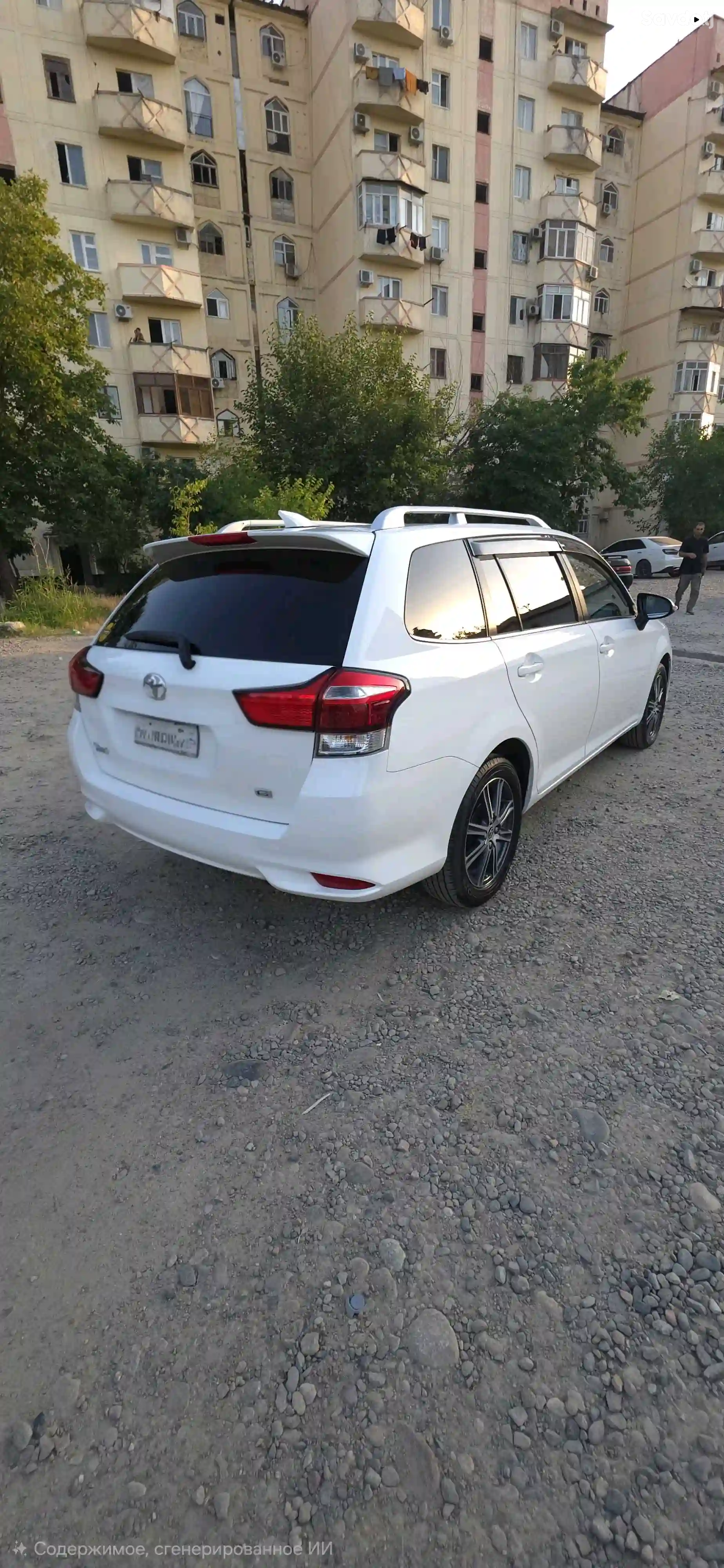 Toyota Fielder 2016