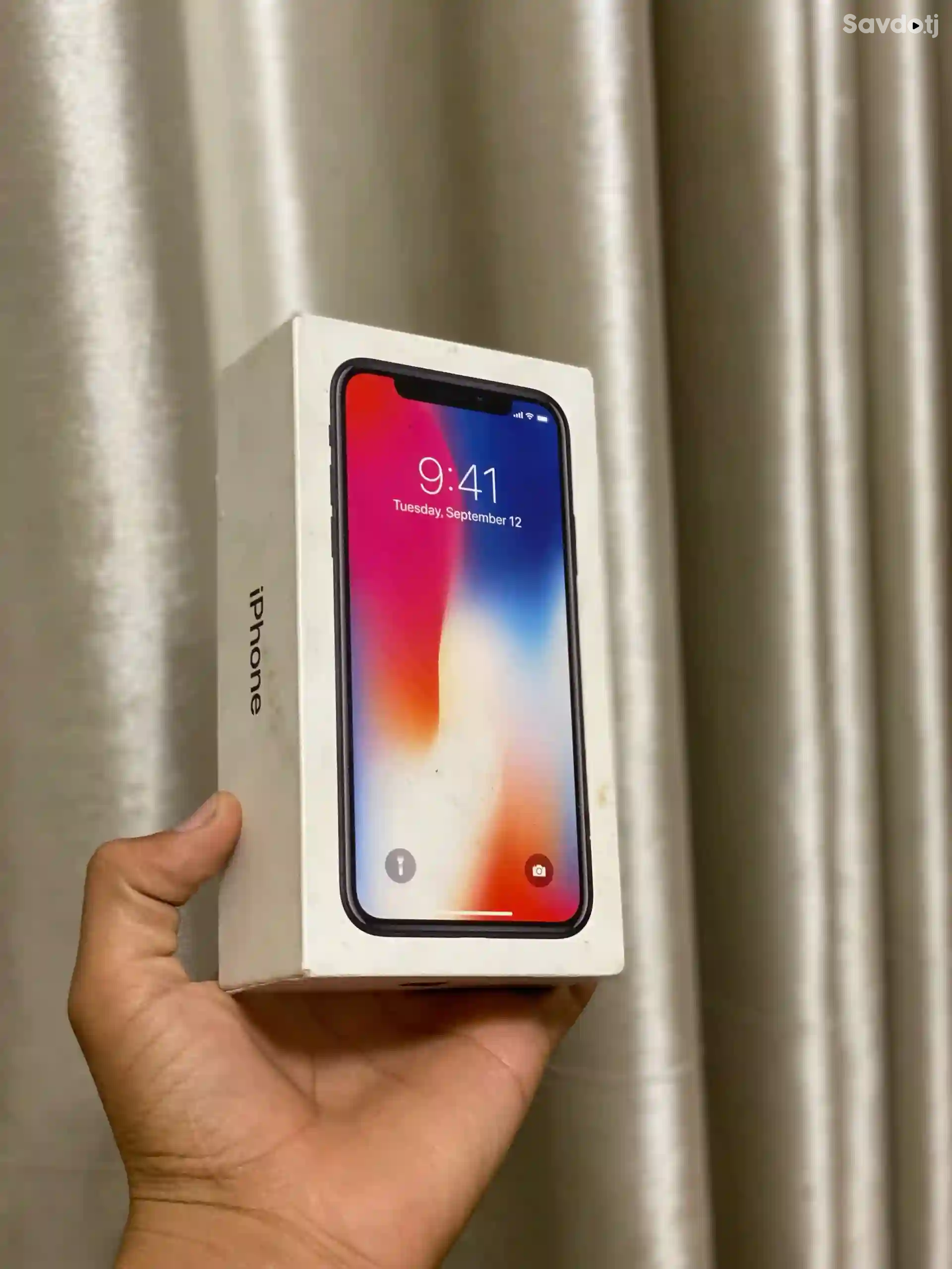 каробкаи iPhone X