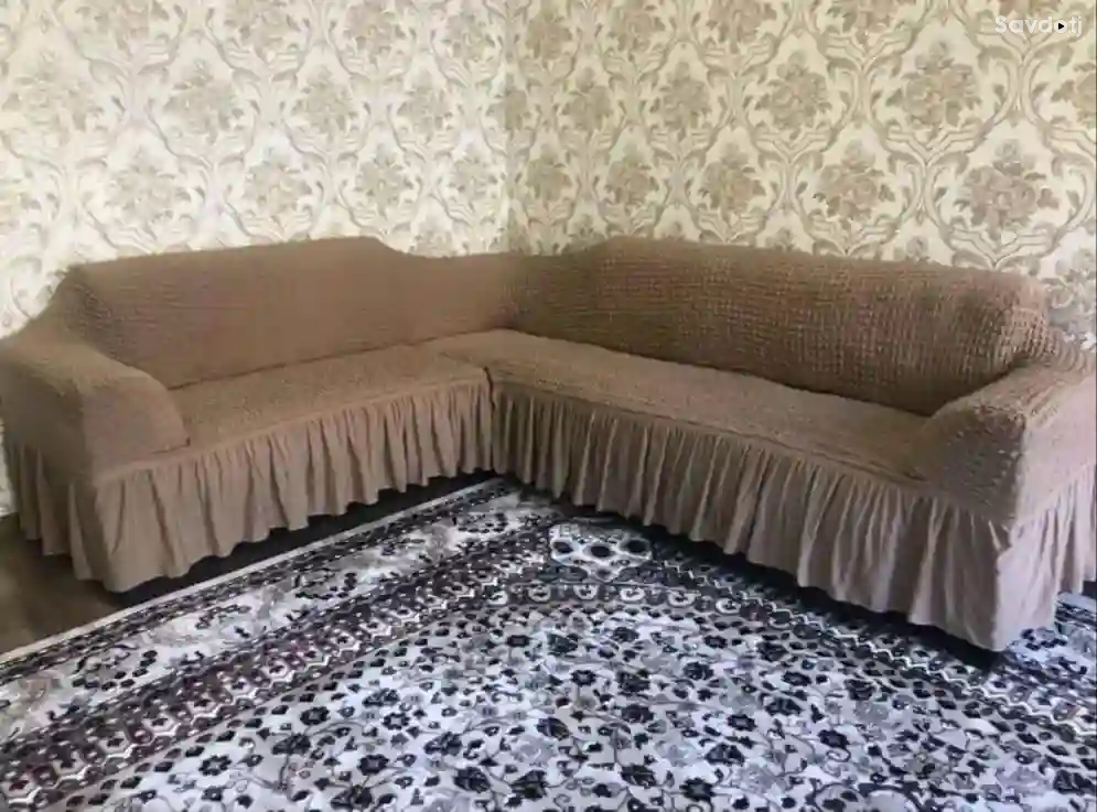Этот эластичный чехол для углового дивана турецкий