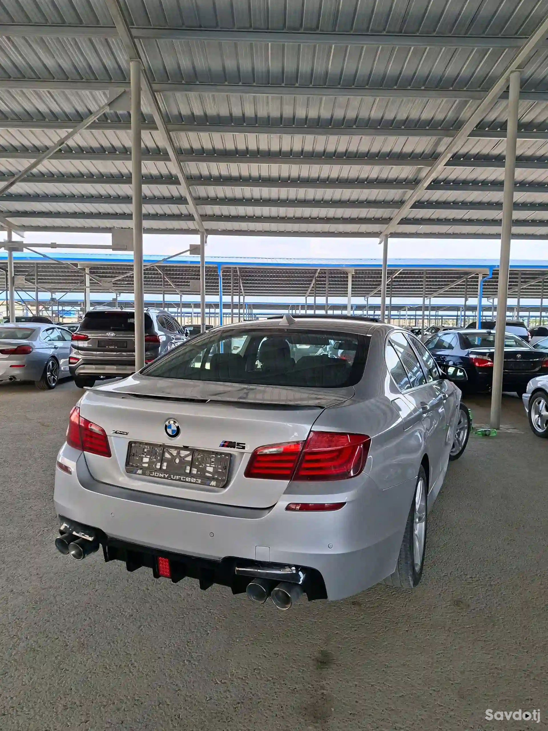 BMW 5 series 2011